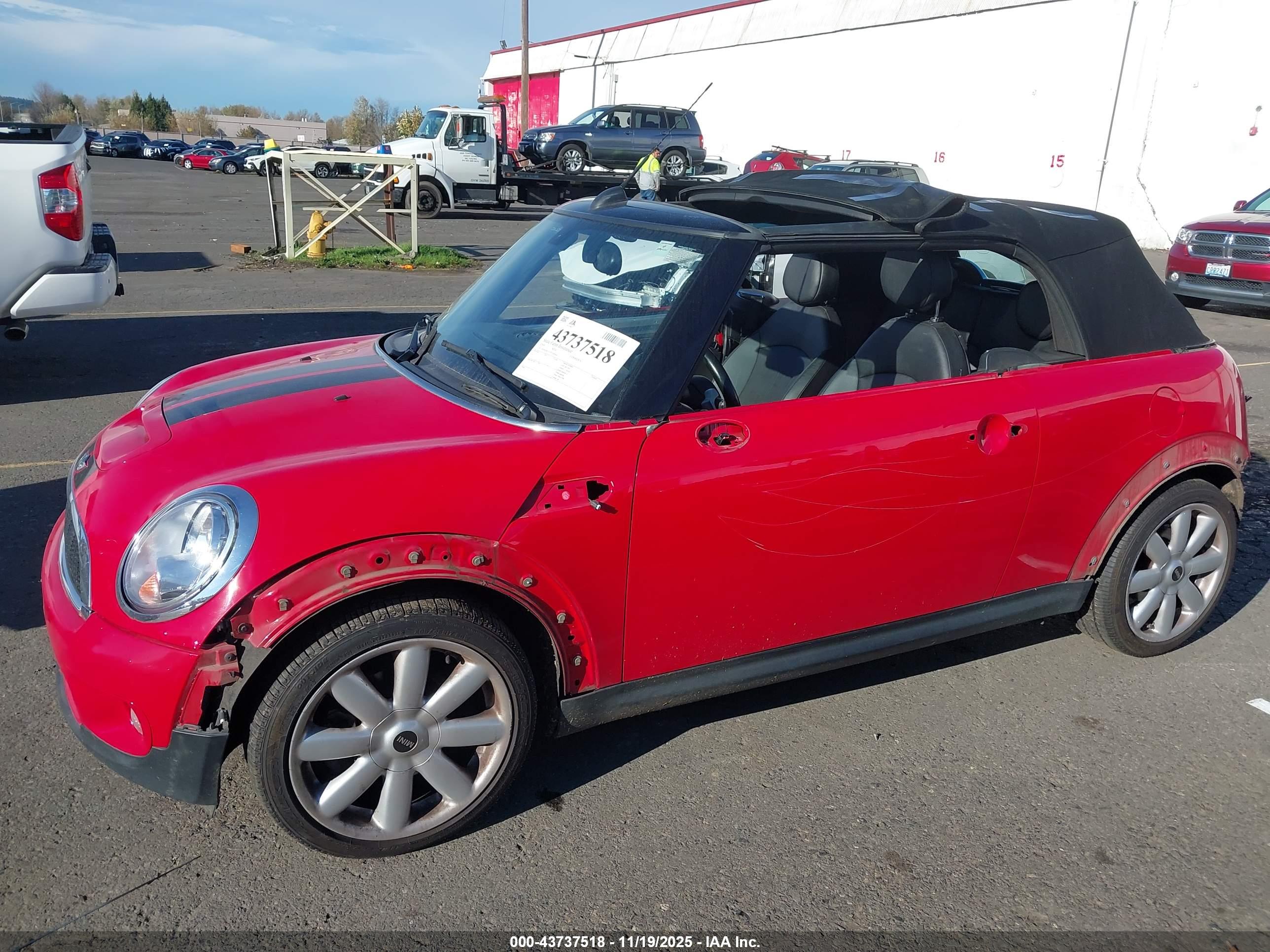 MINI COOPER image 6