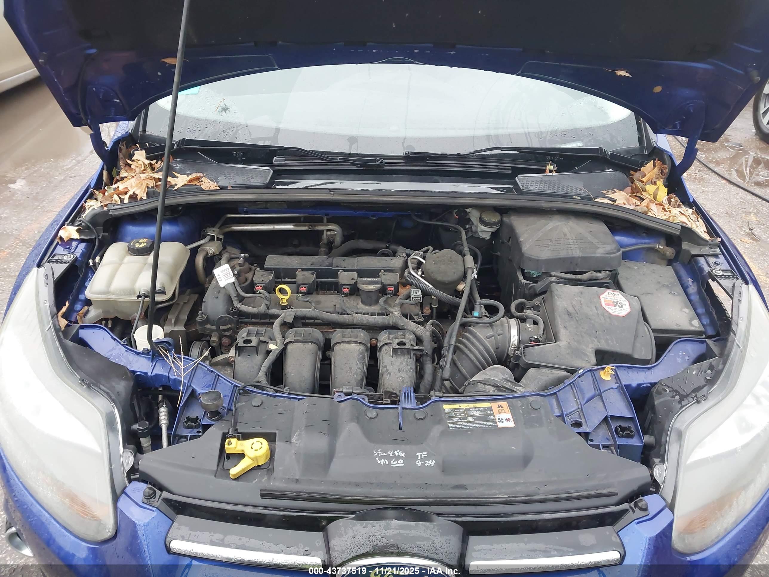 FORD FOCUS image 10