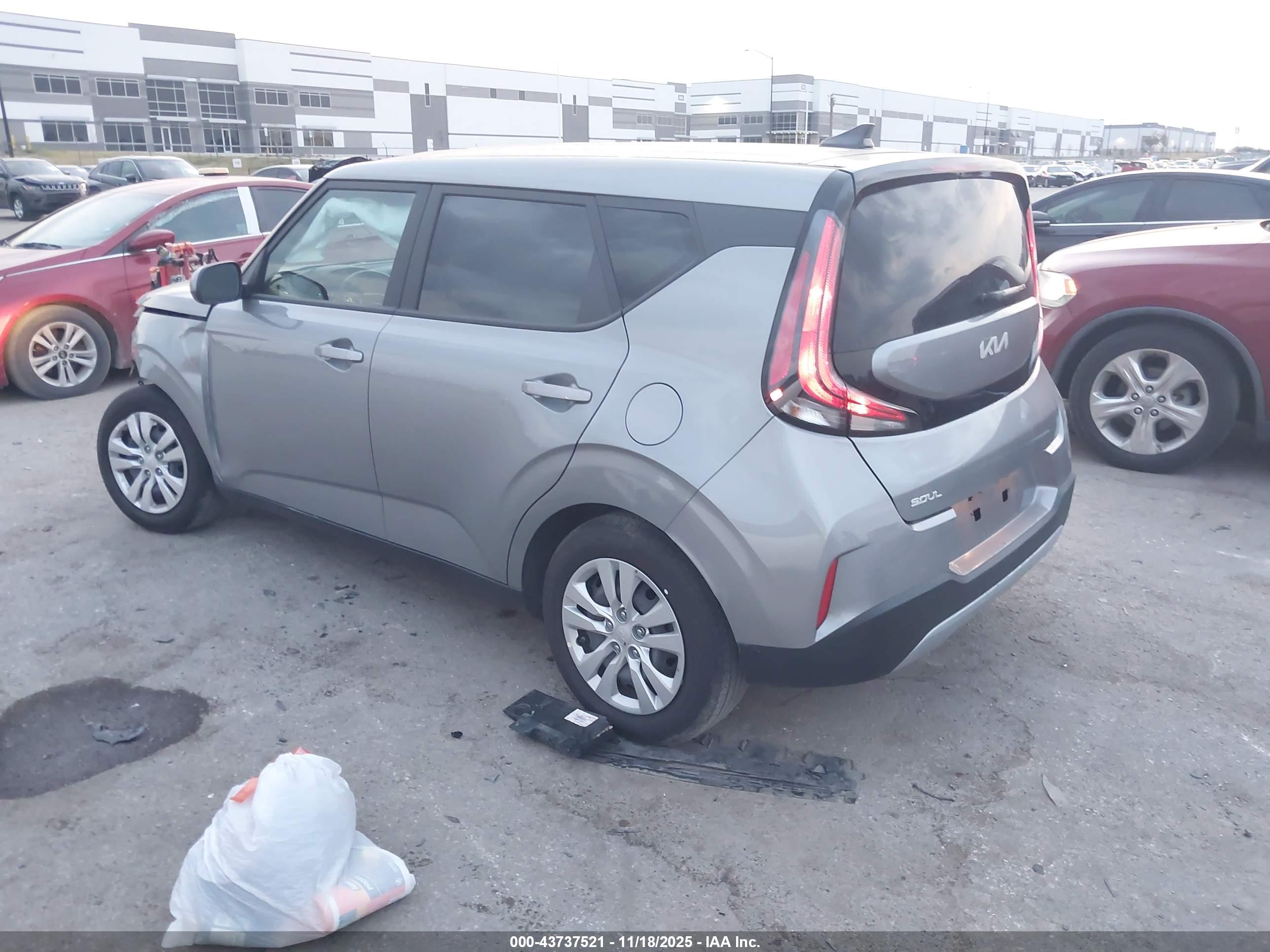 KIA SOUL image 3