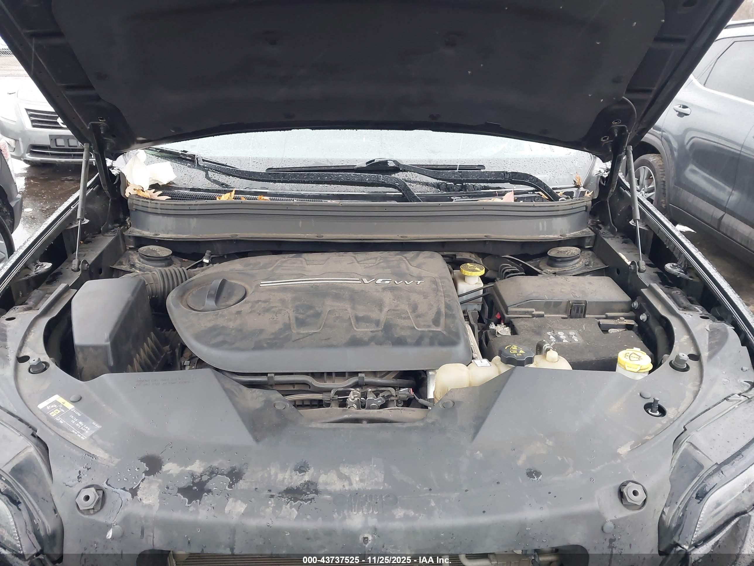 JEEP CHEROKEE image 10