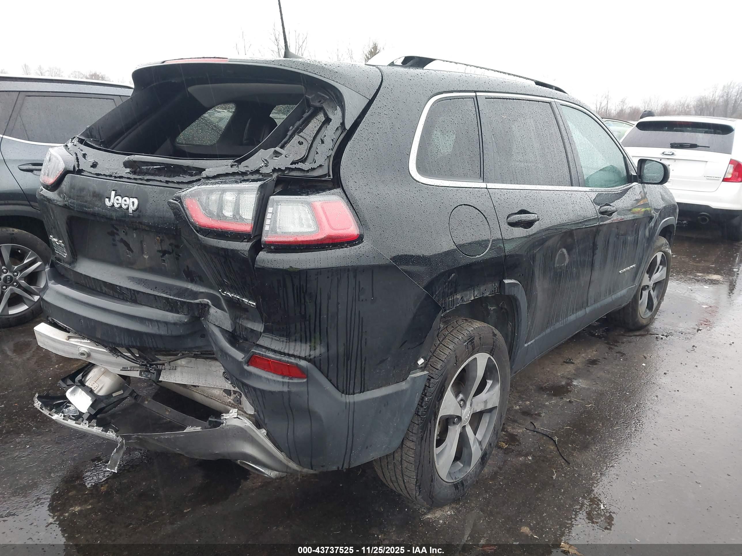 JEEP CHEROKEE image 4