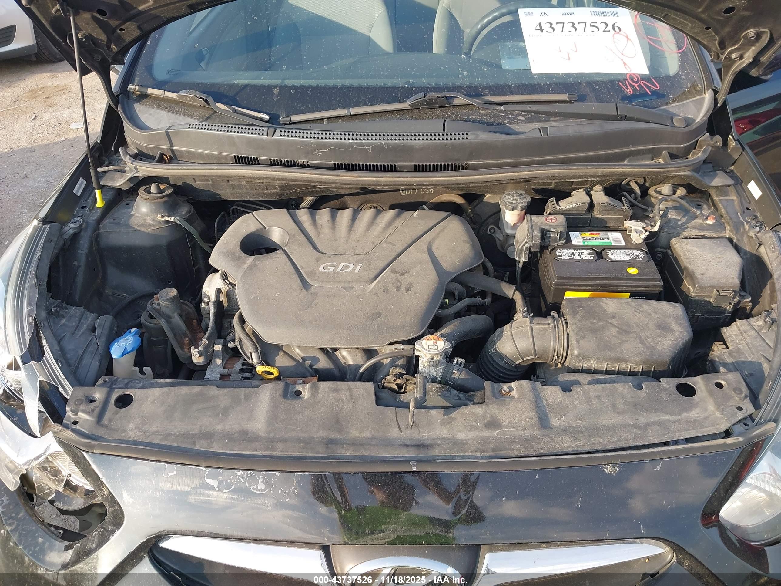HYUNDAI ACCENT image 10