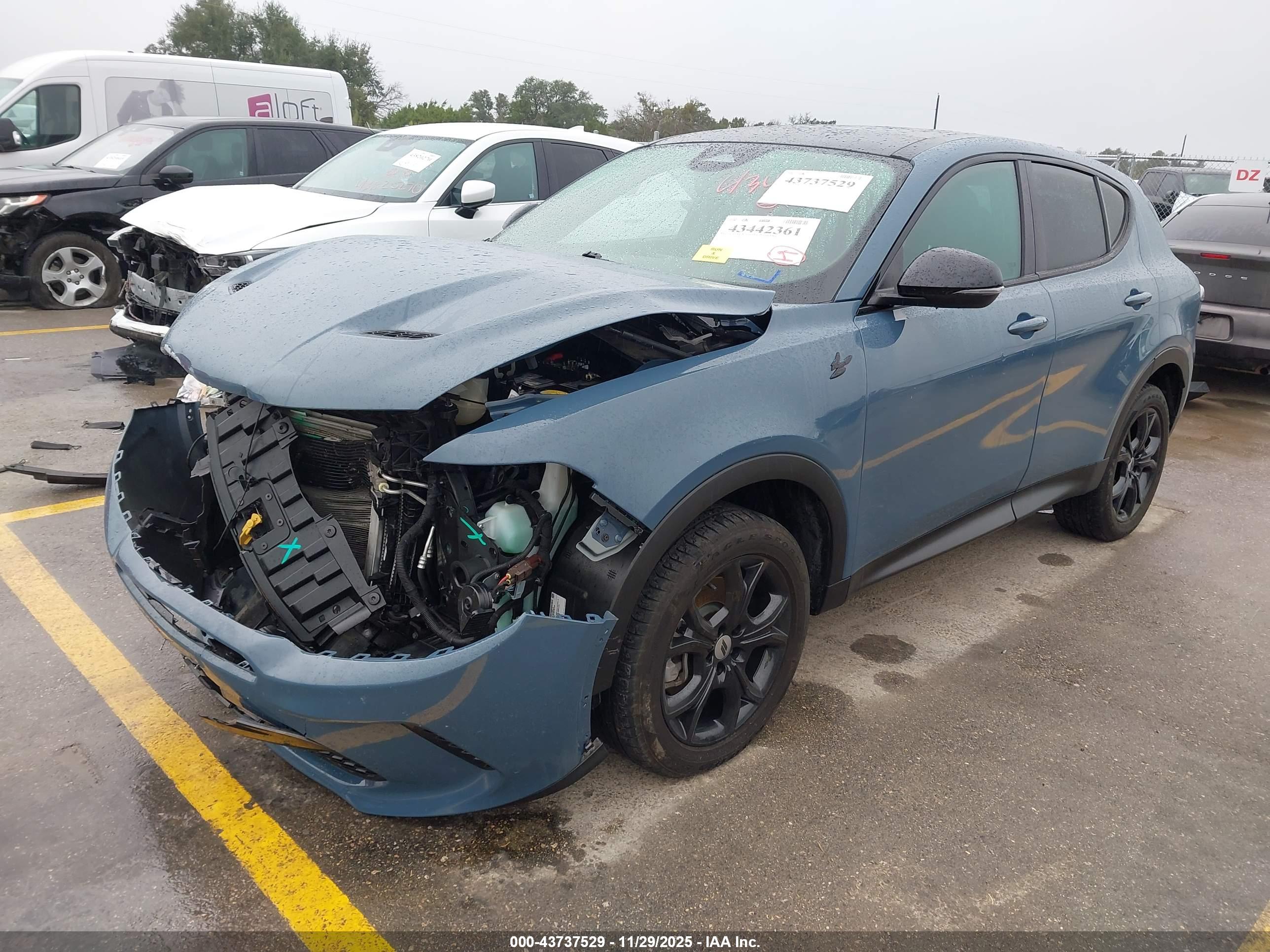 DODGE HORNET image 2