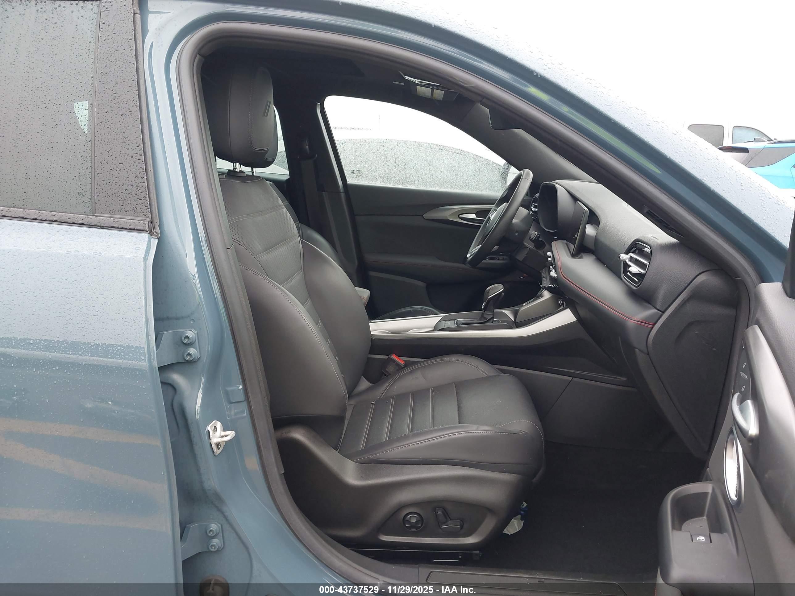 DODGE HORNET image 5