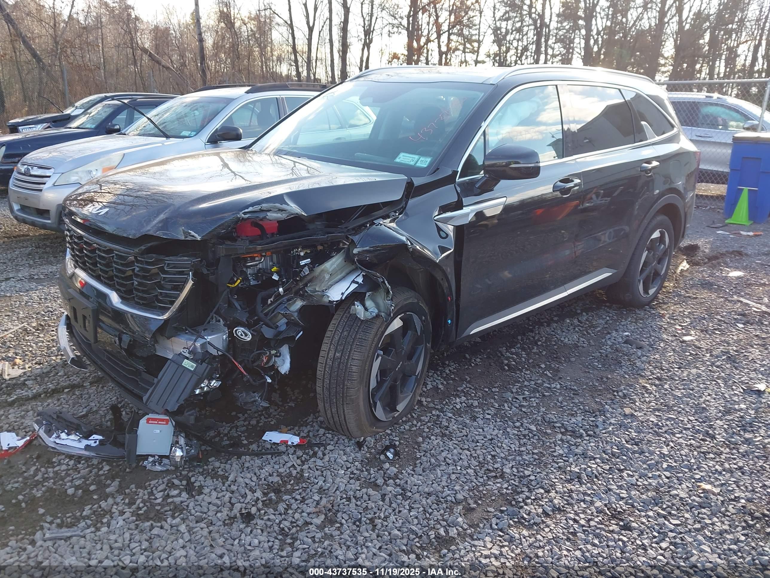 KIA SORENTO image 2