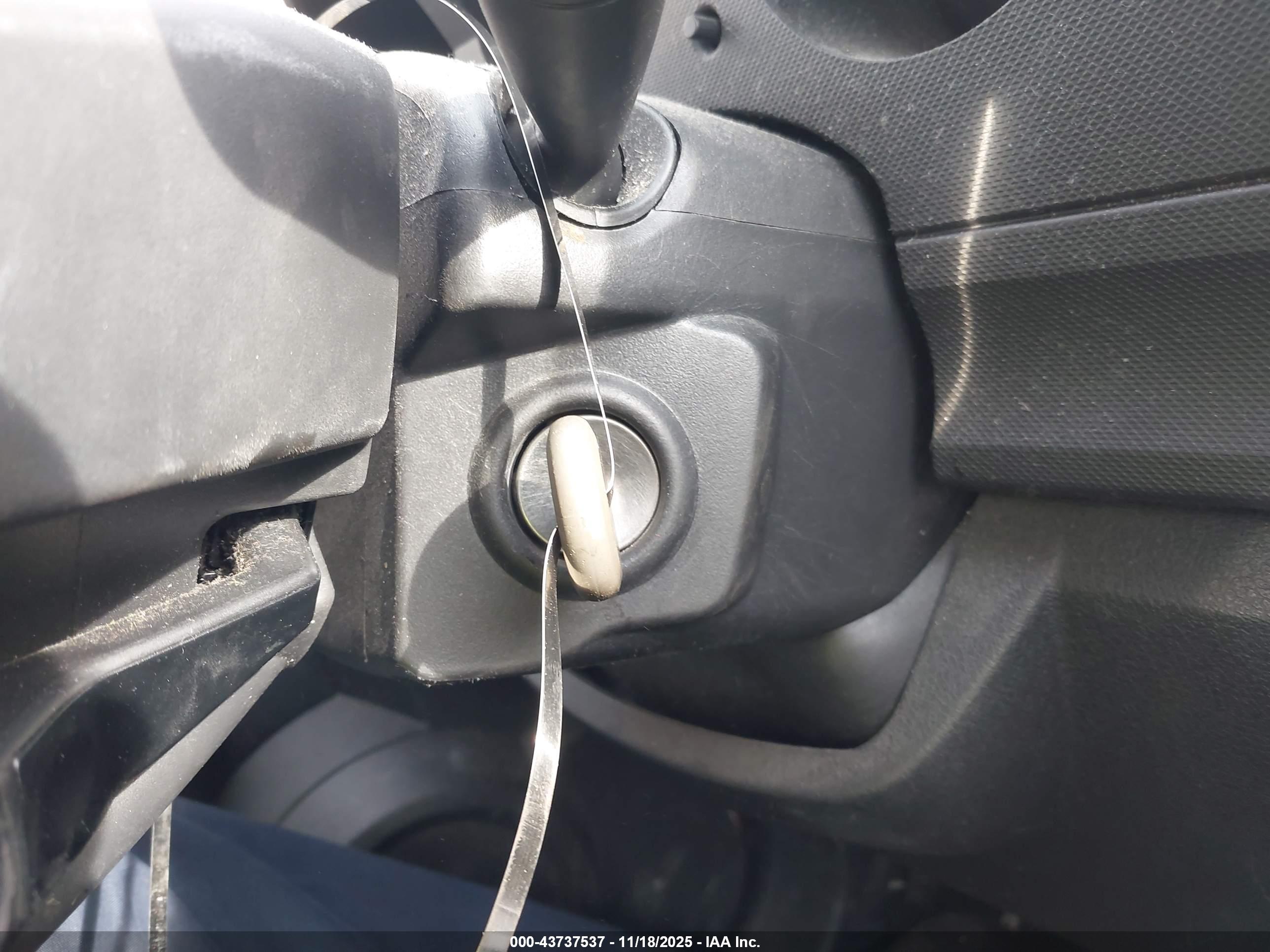 DODGE NITRO image 11