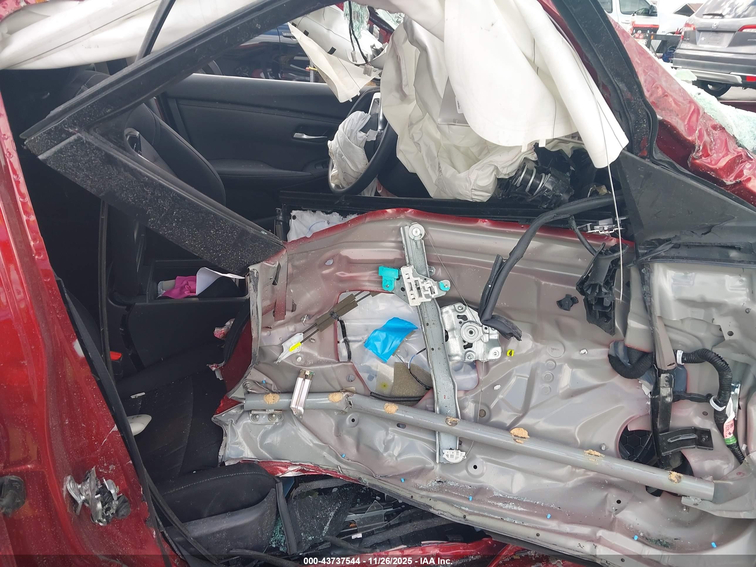 NISSAN SENTRA image 5