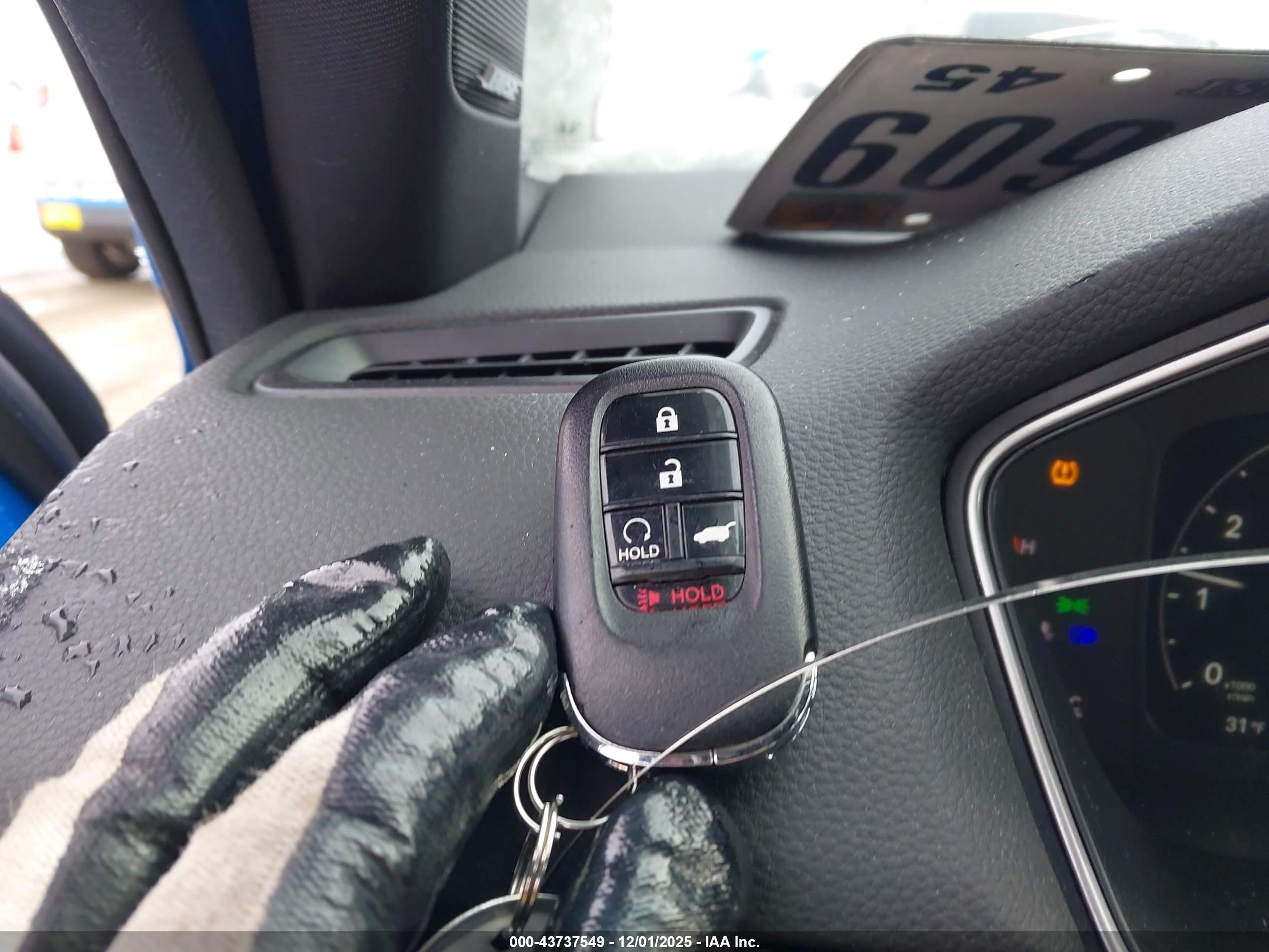 HONDA CIVIC image 11