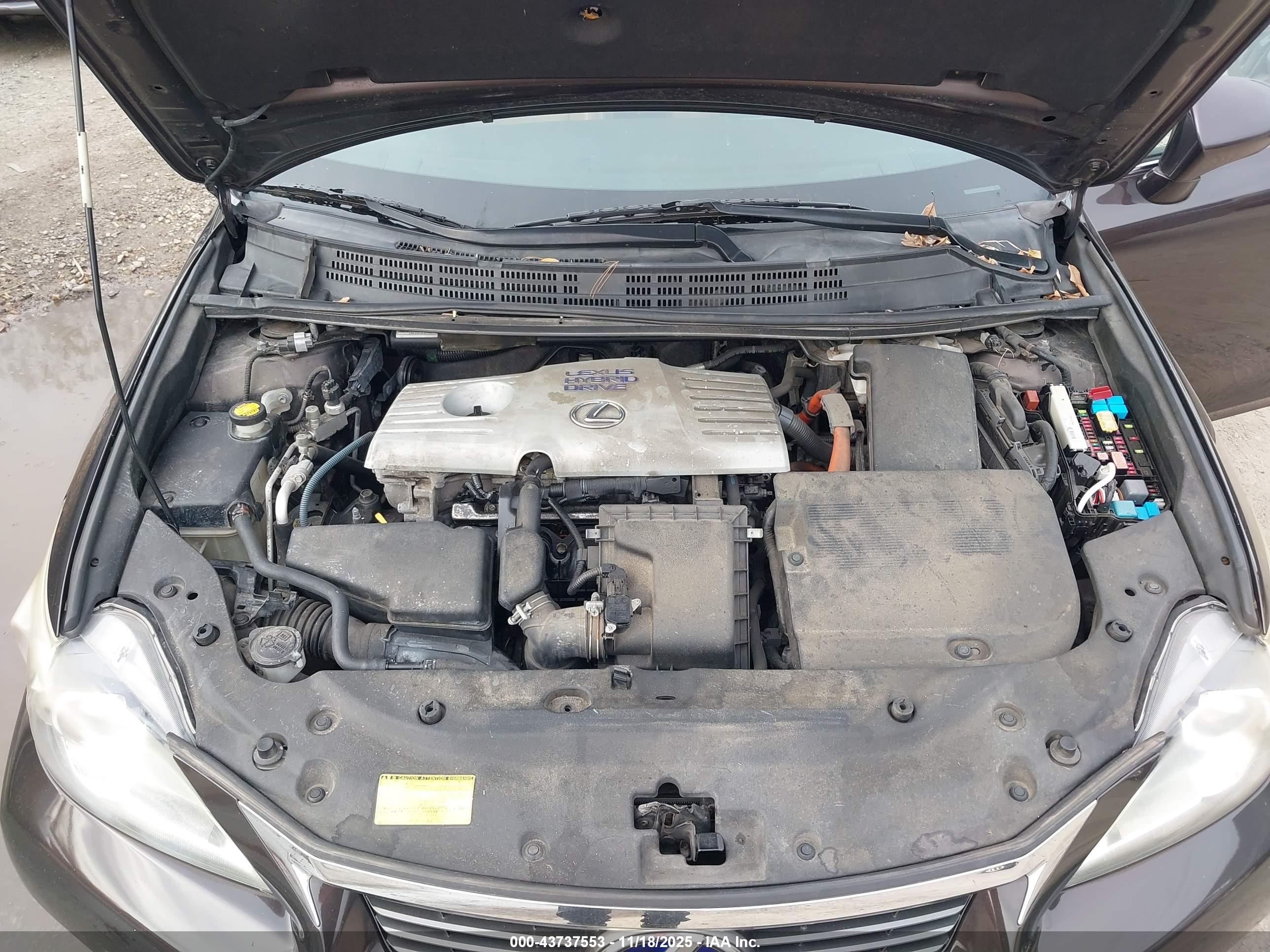 LEXUS CT image 10
