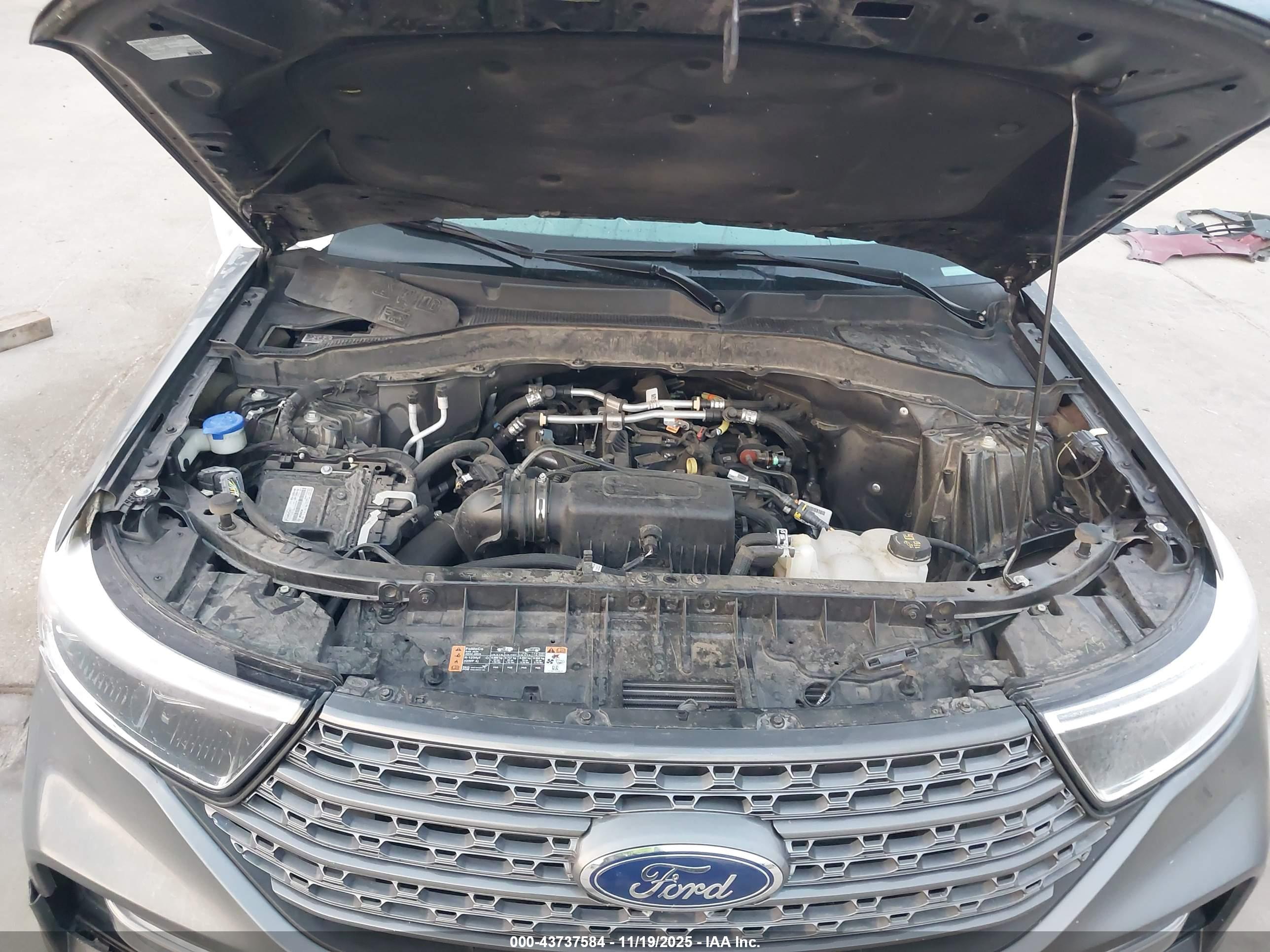 FORD EXPLORER image 10