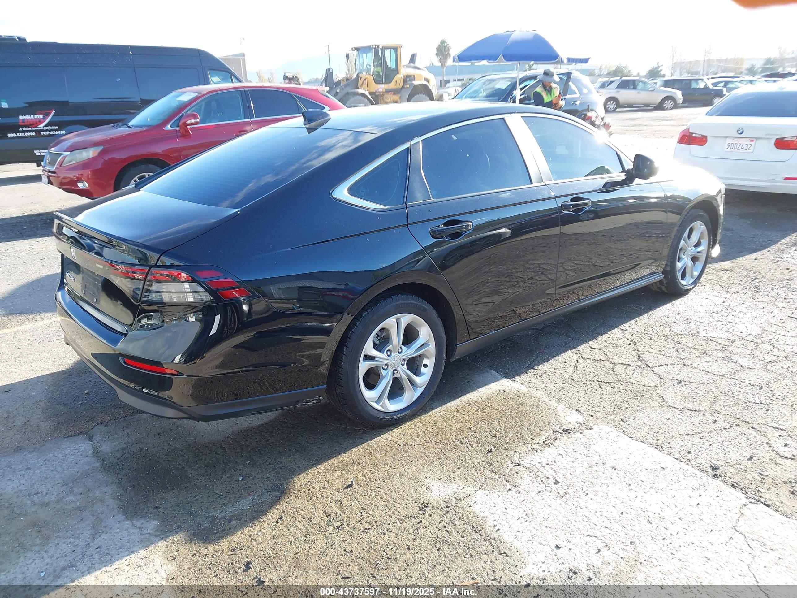 HONDA ACCORD image 4