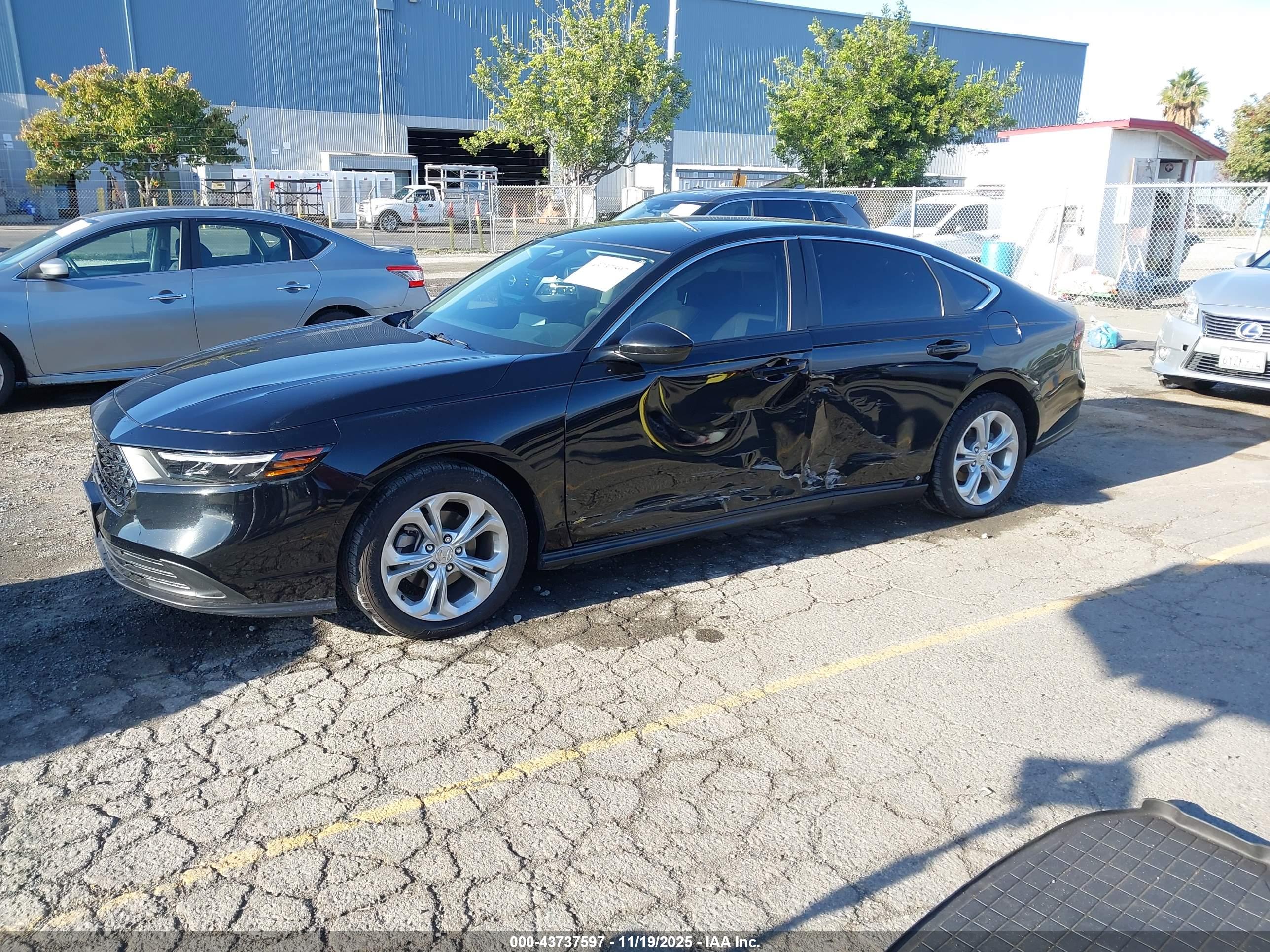 HONDA ACCORD image 6