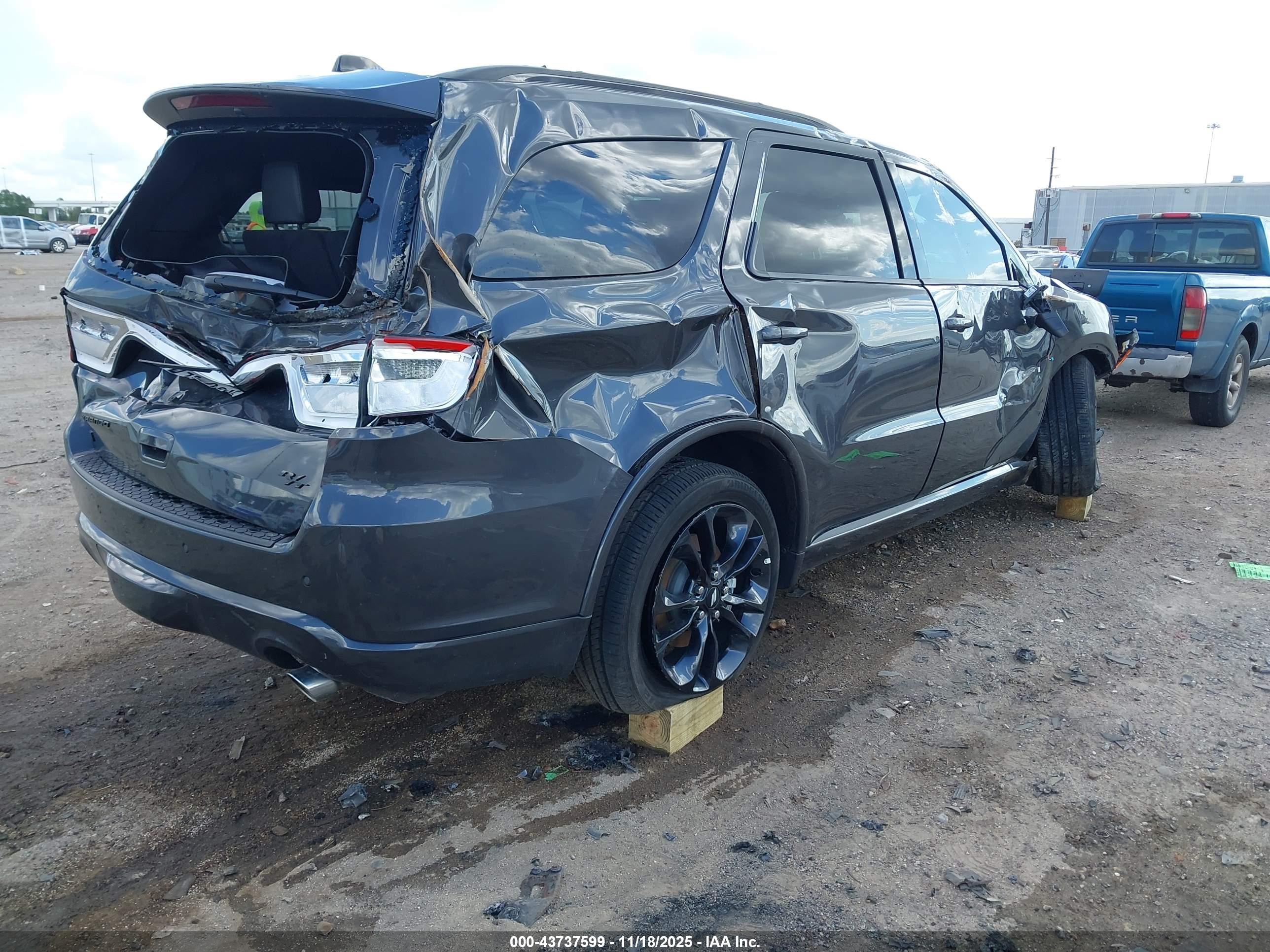 DODGE DURANGO image 4
