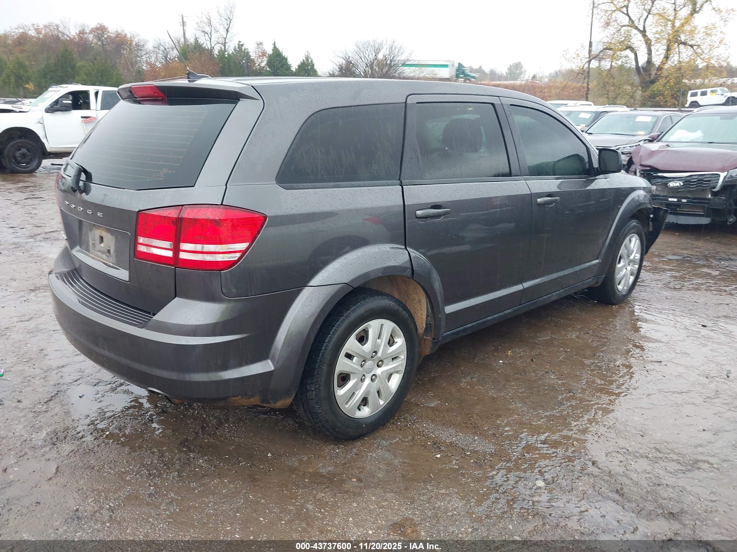 DODGE JOURNEY image 4