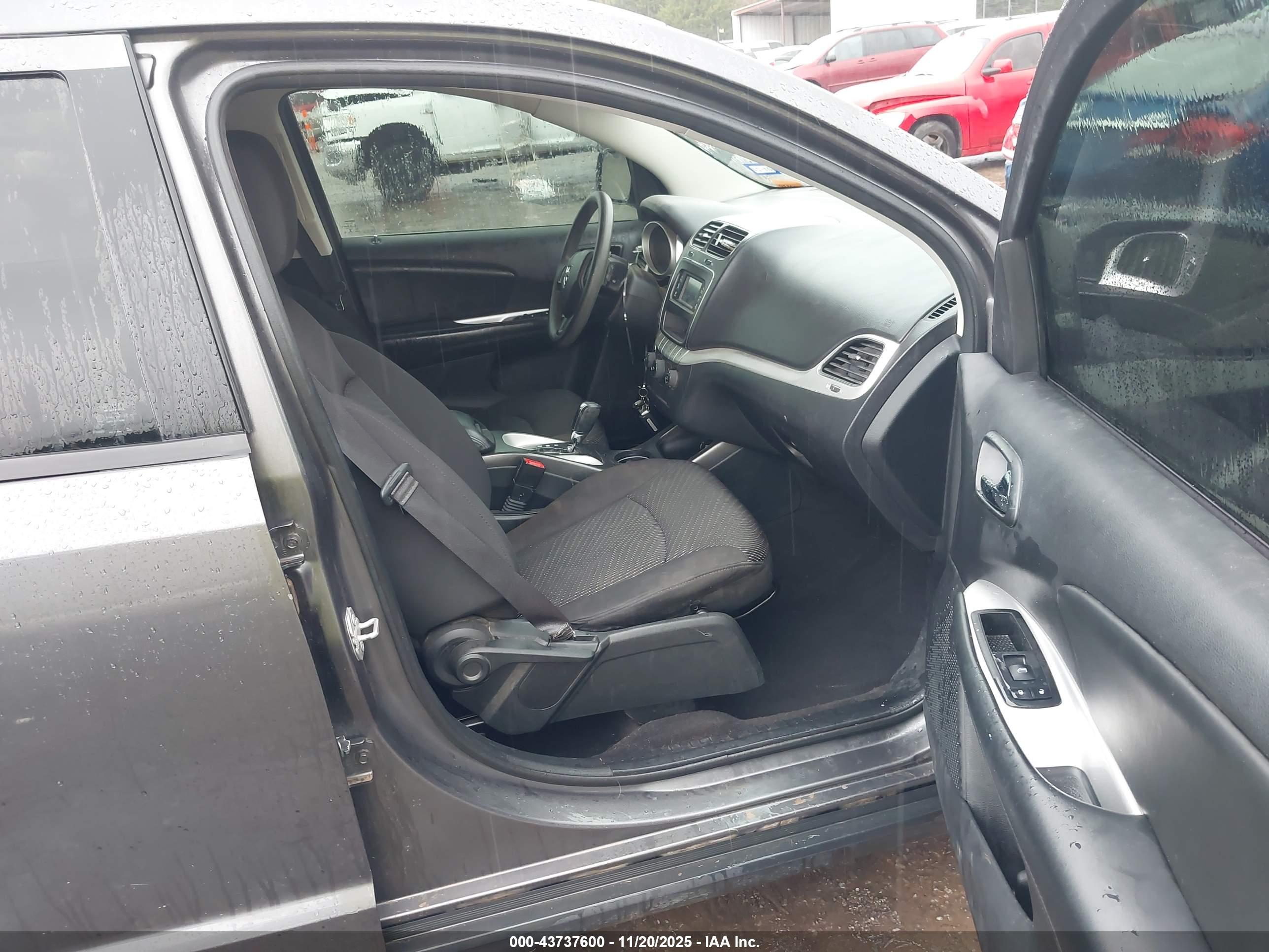 DODGE JOURNEY image 5