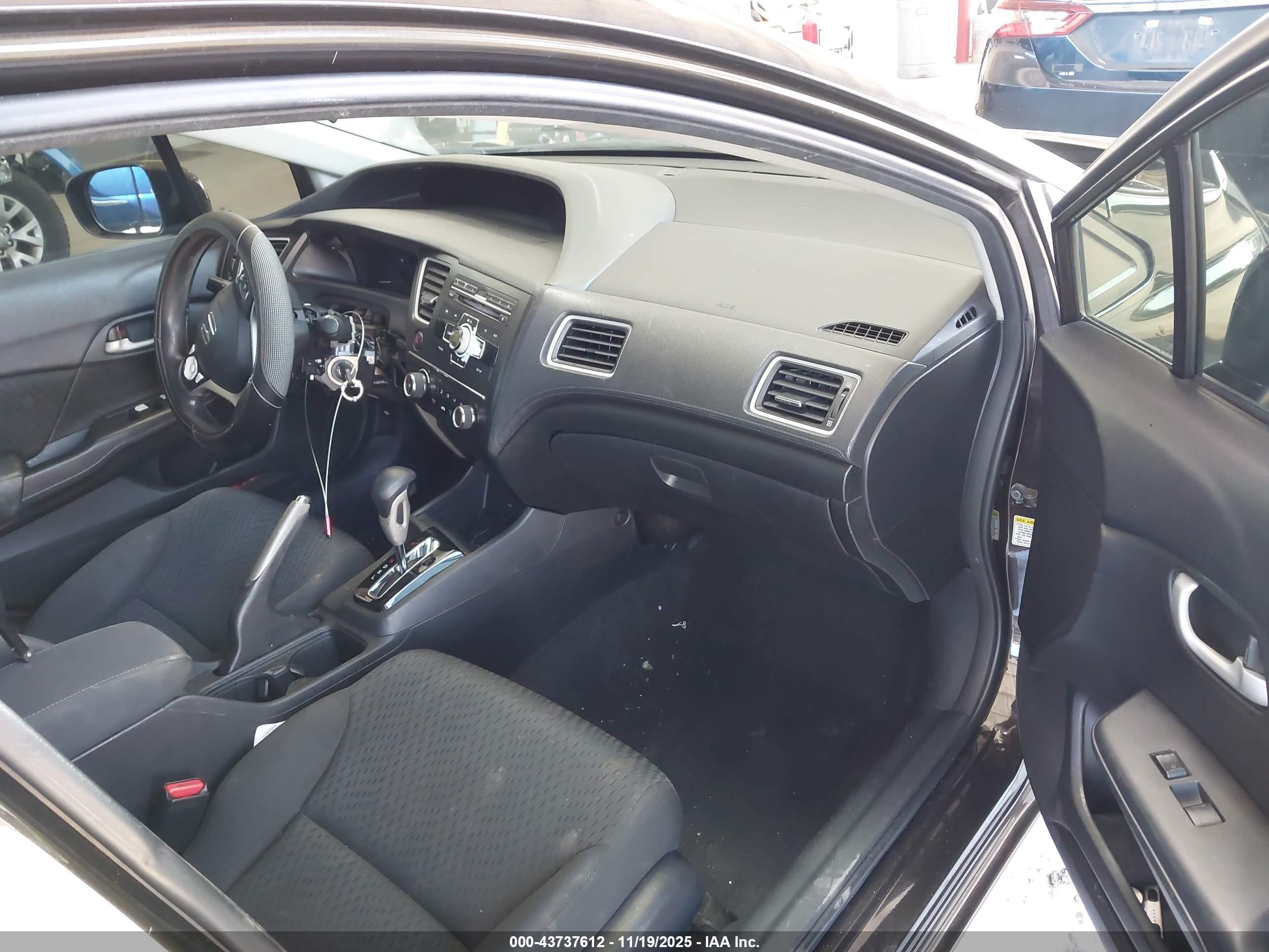 HONDA CIVIC image 5