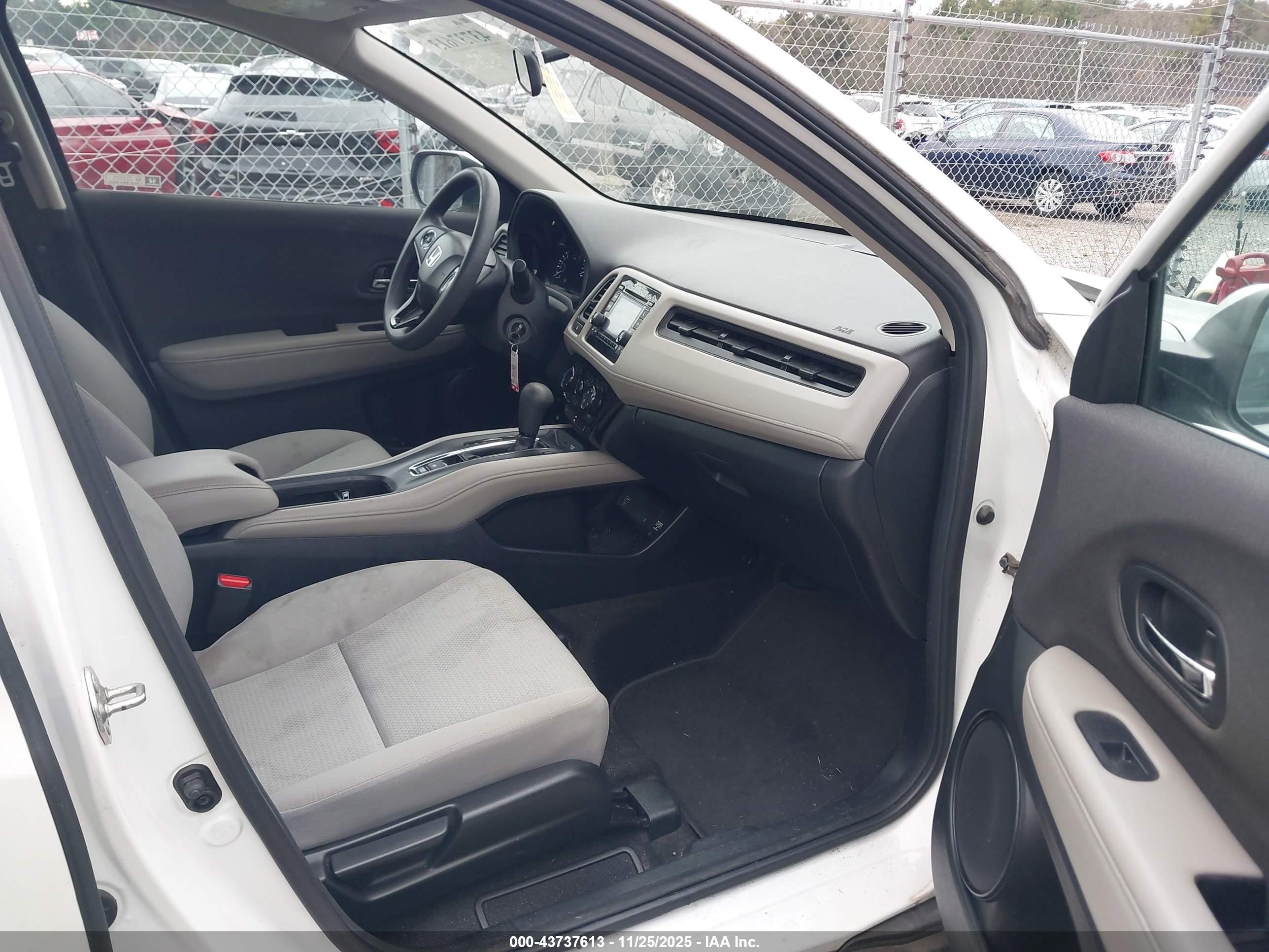 HONDA HR-V image 5