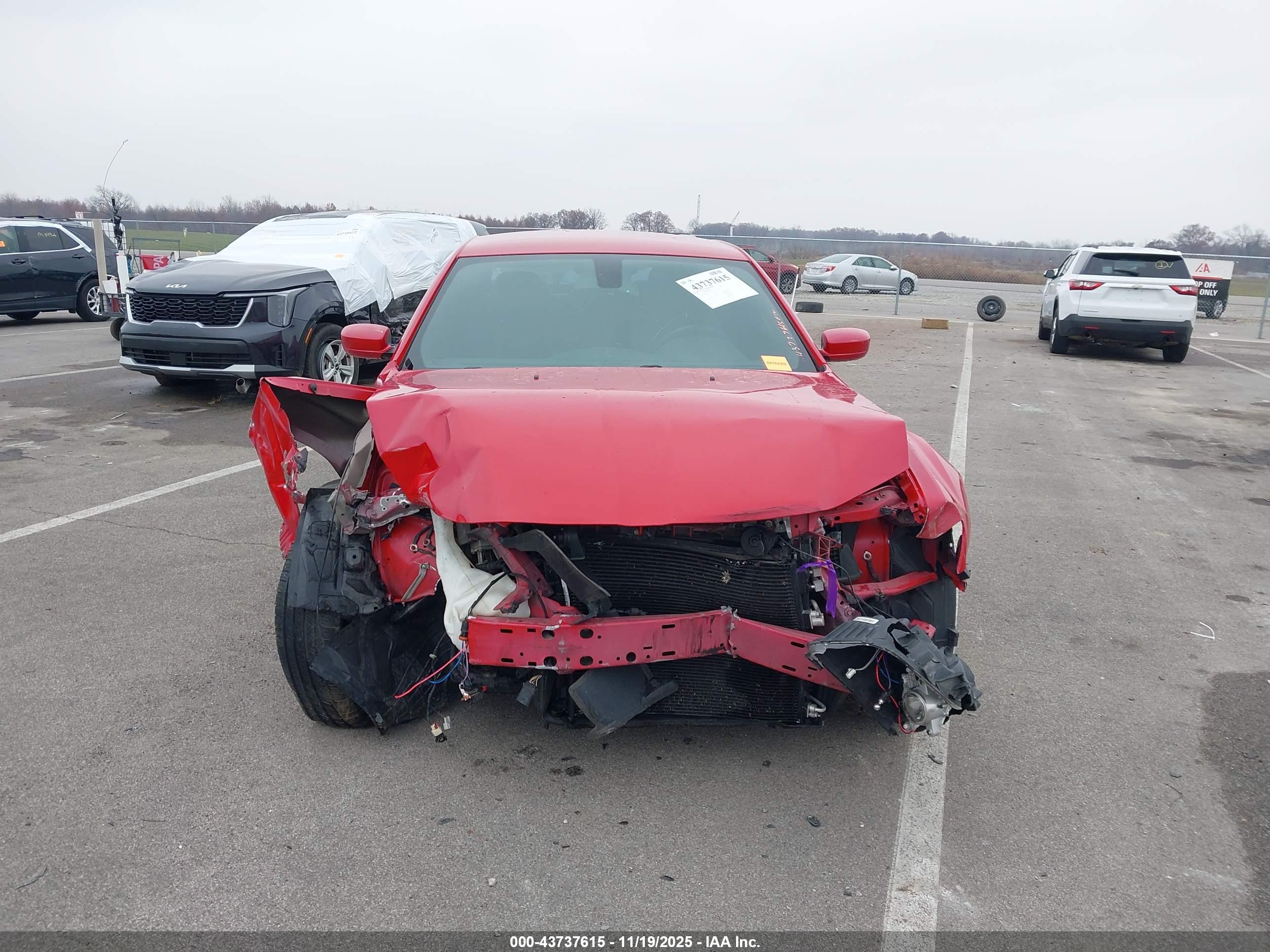 CHRYSLER 300 image 6