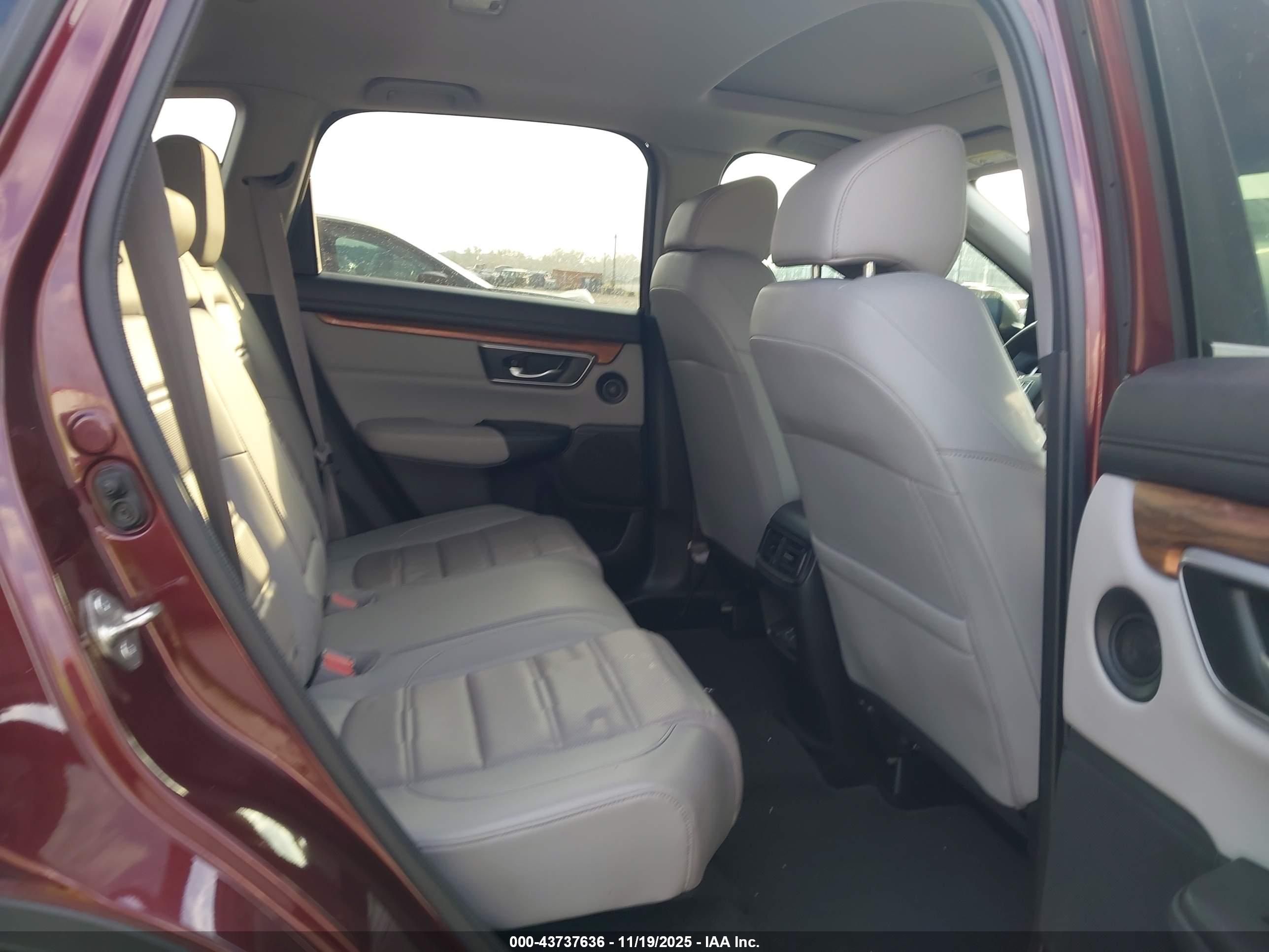 HONDA CR-V image 8