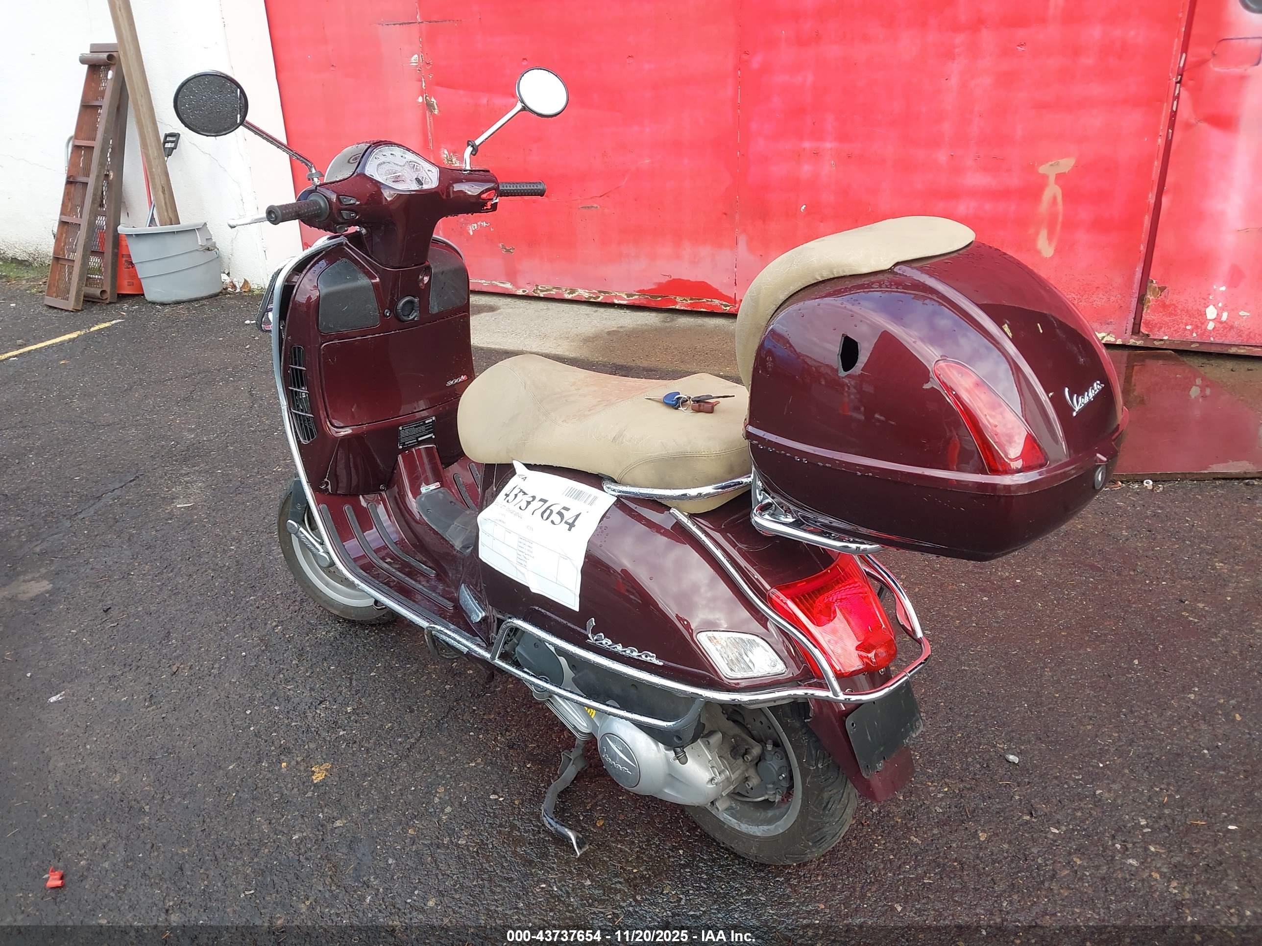 VESPA GTS image 3