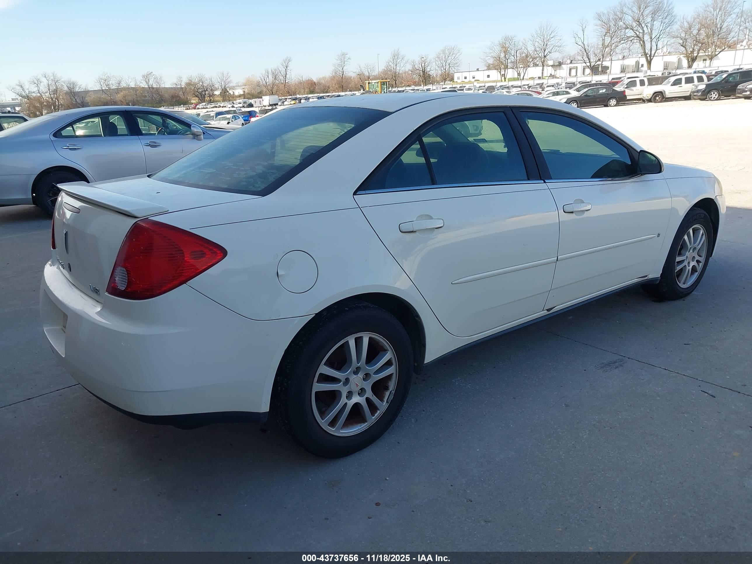 PONTIAC G6 image 4