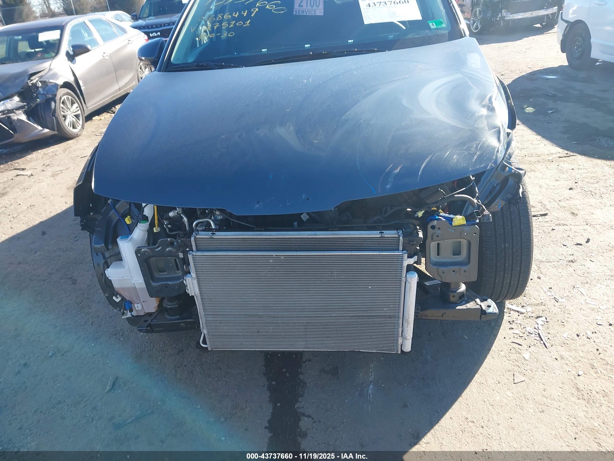 KIA SPORTAGE image 6