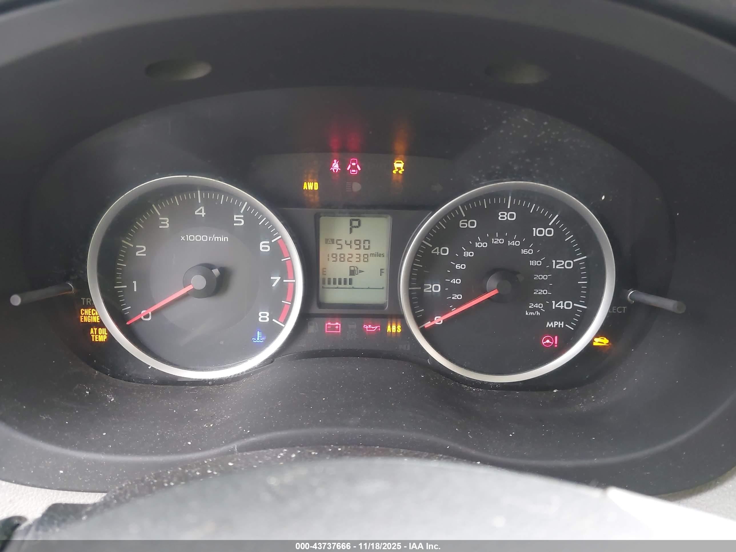 SUBARU FORESTER image 7