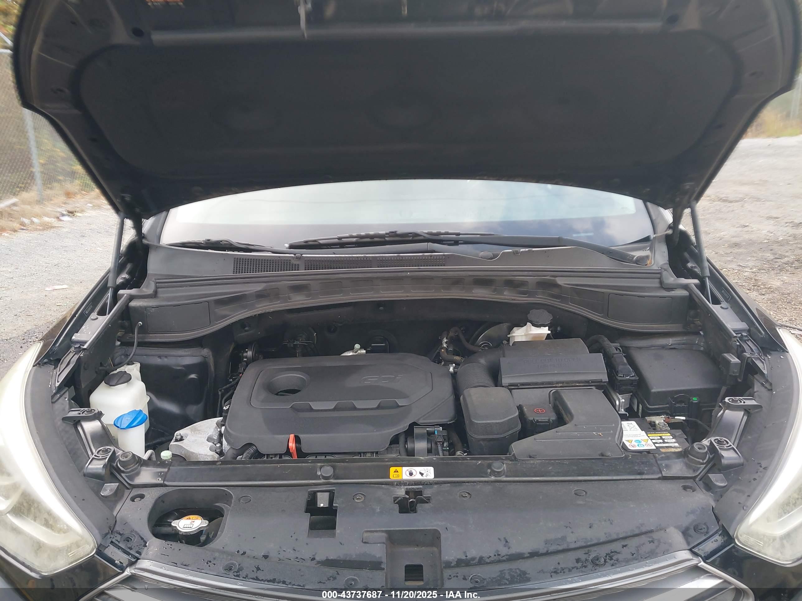 HYUNDAI SANTA image 10