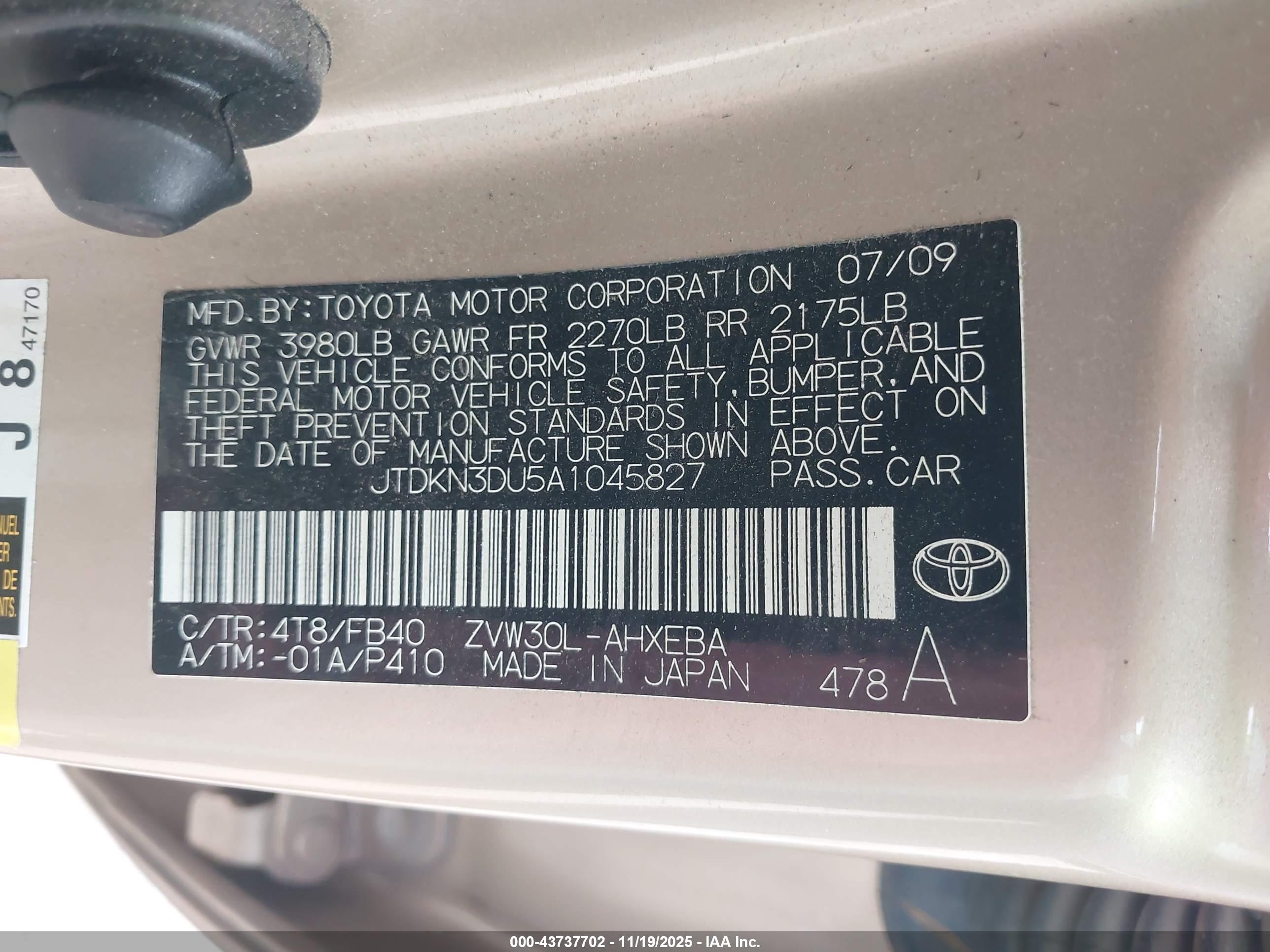 TOYOTA PRIUS image 9