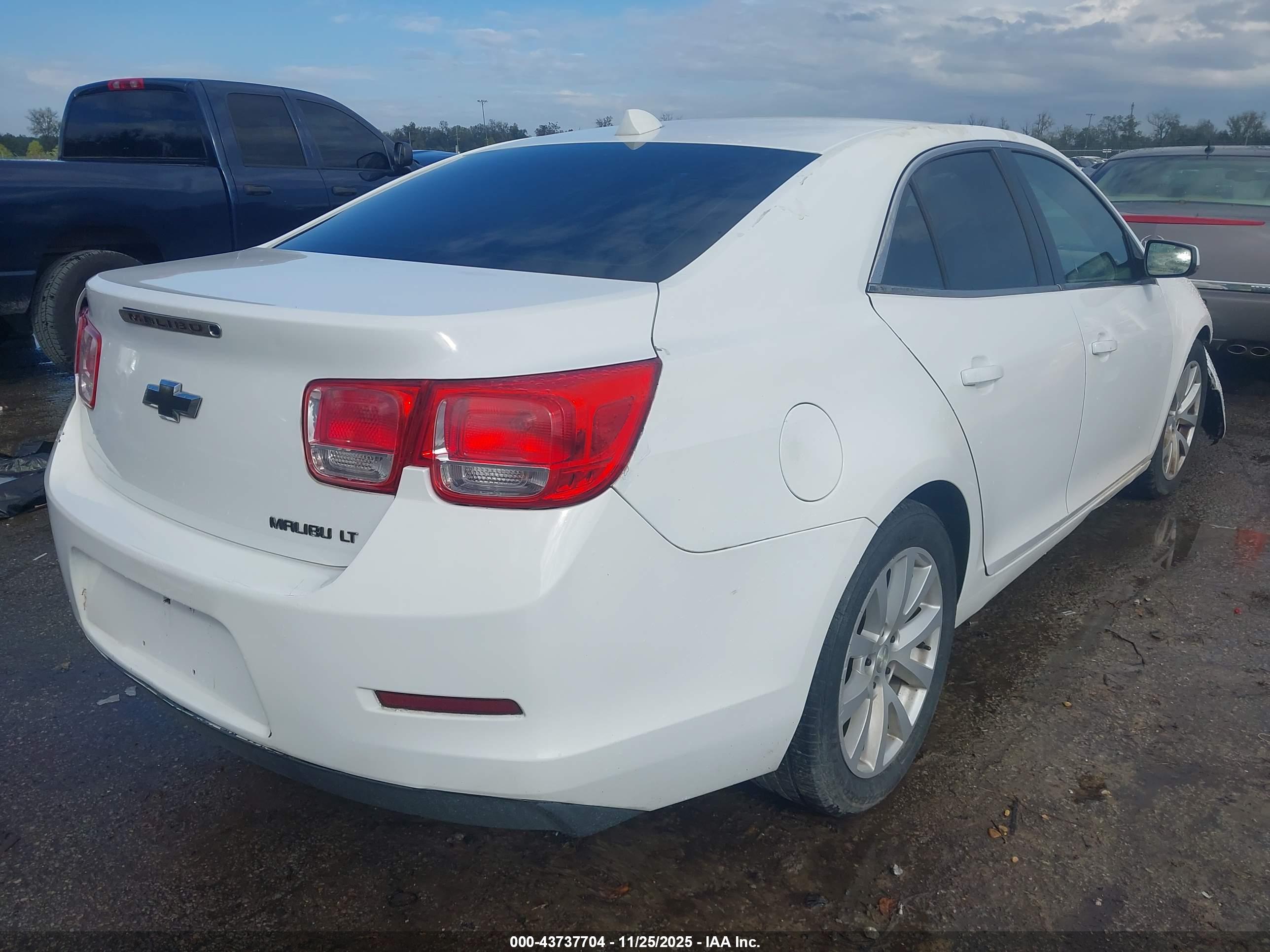 CHEVROLET MALIBU image 4