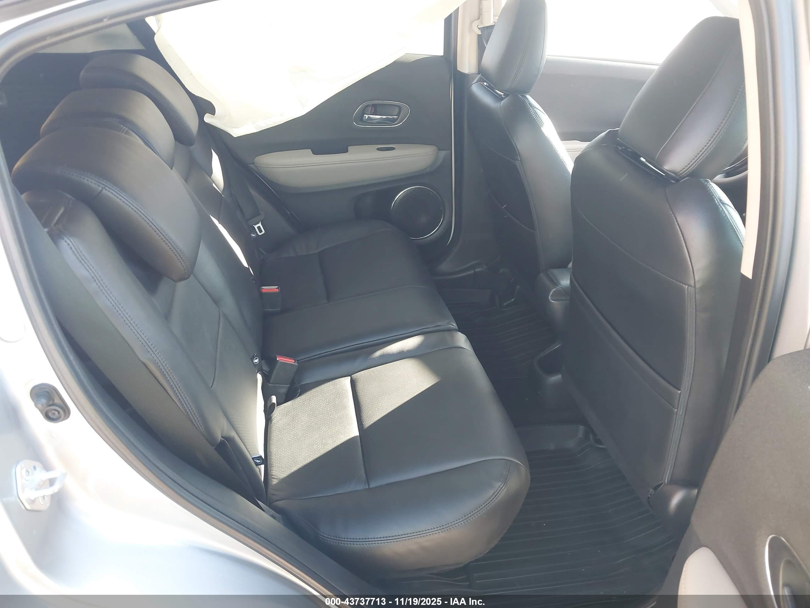 HONDA HR-V image 8