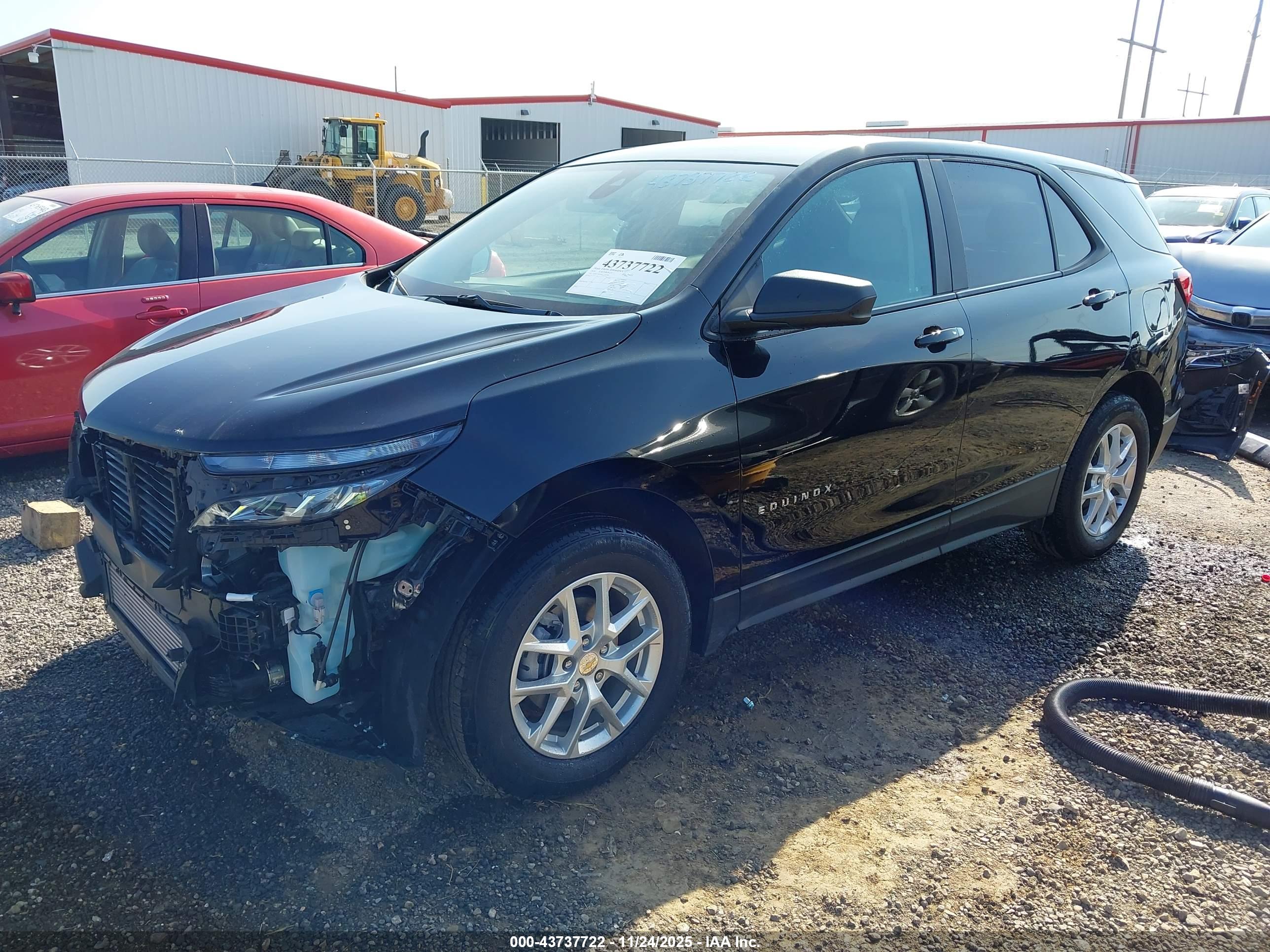 CHEVROLET EQUINOX image 2