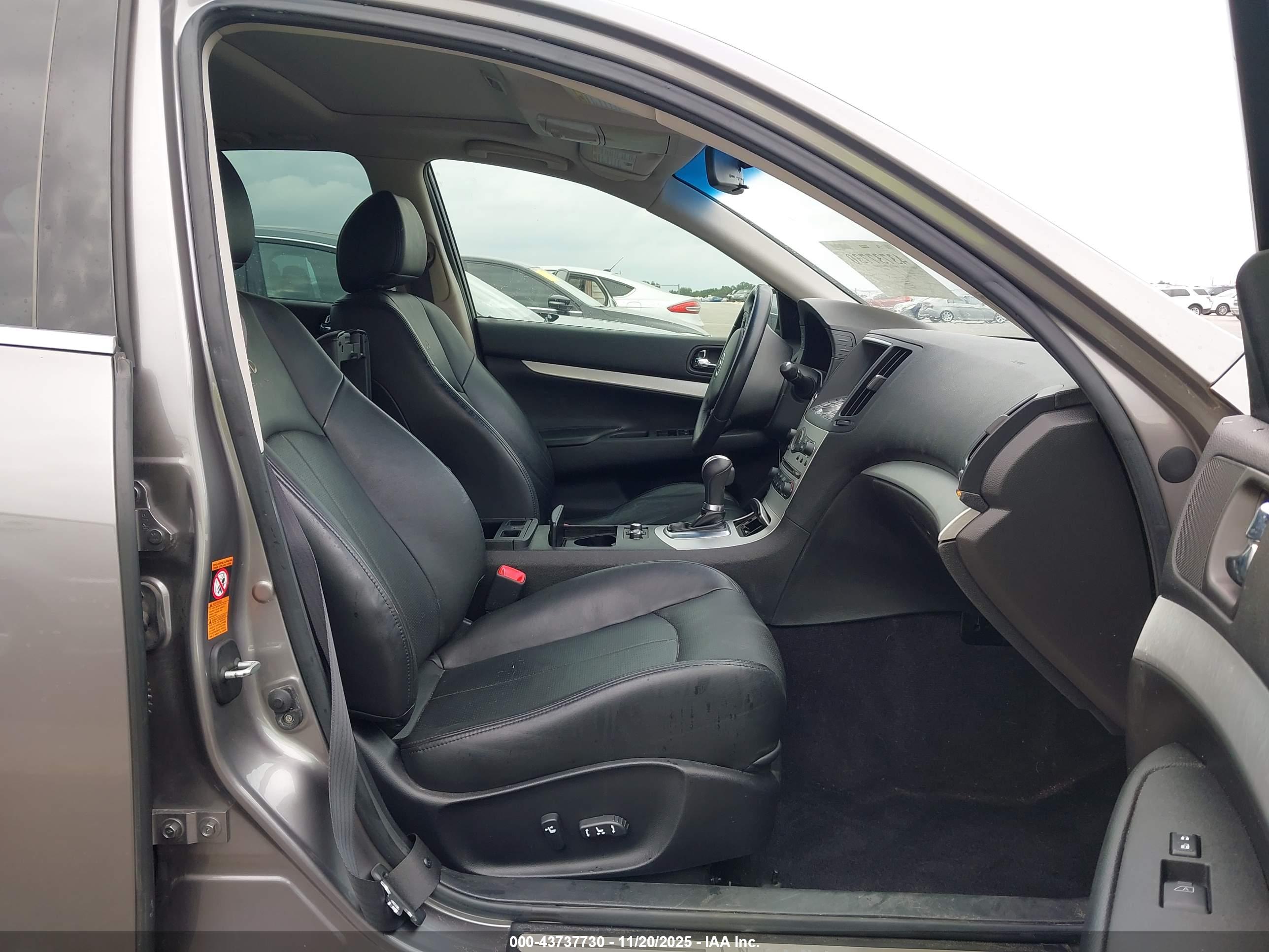 INFINITI G37X image 5