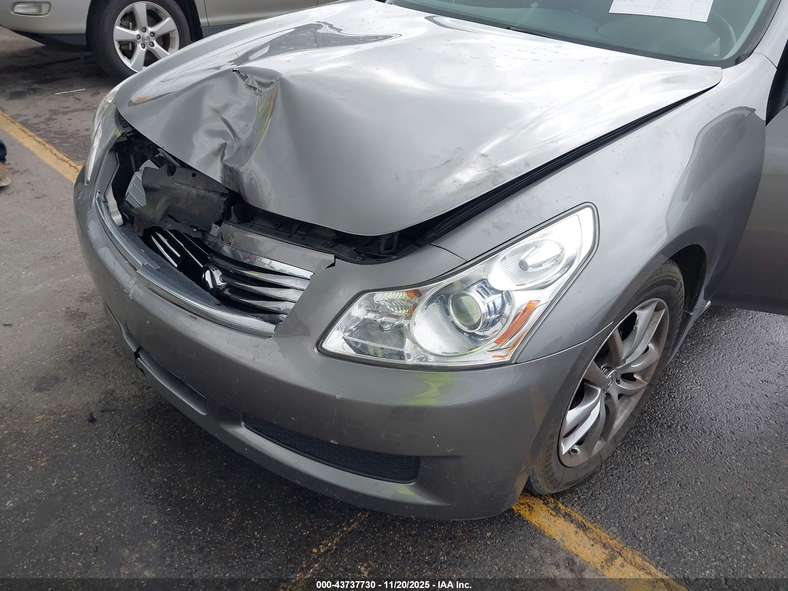 INFINITI G37X image 6