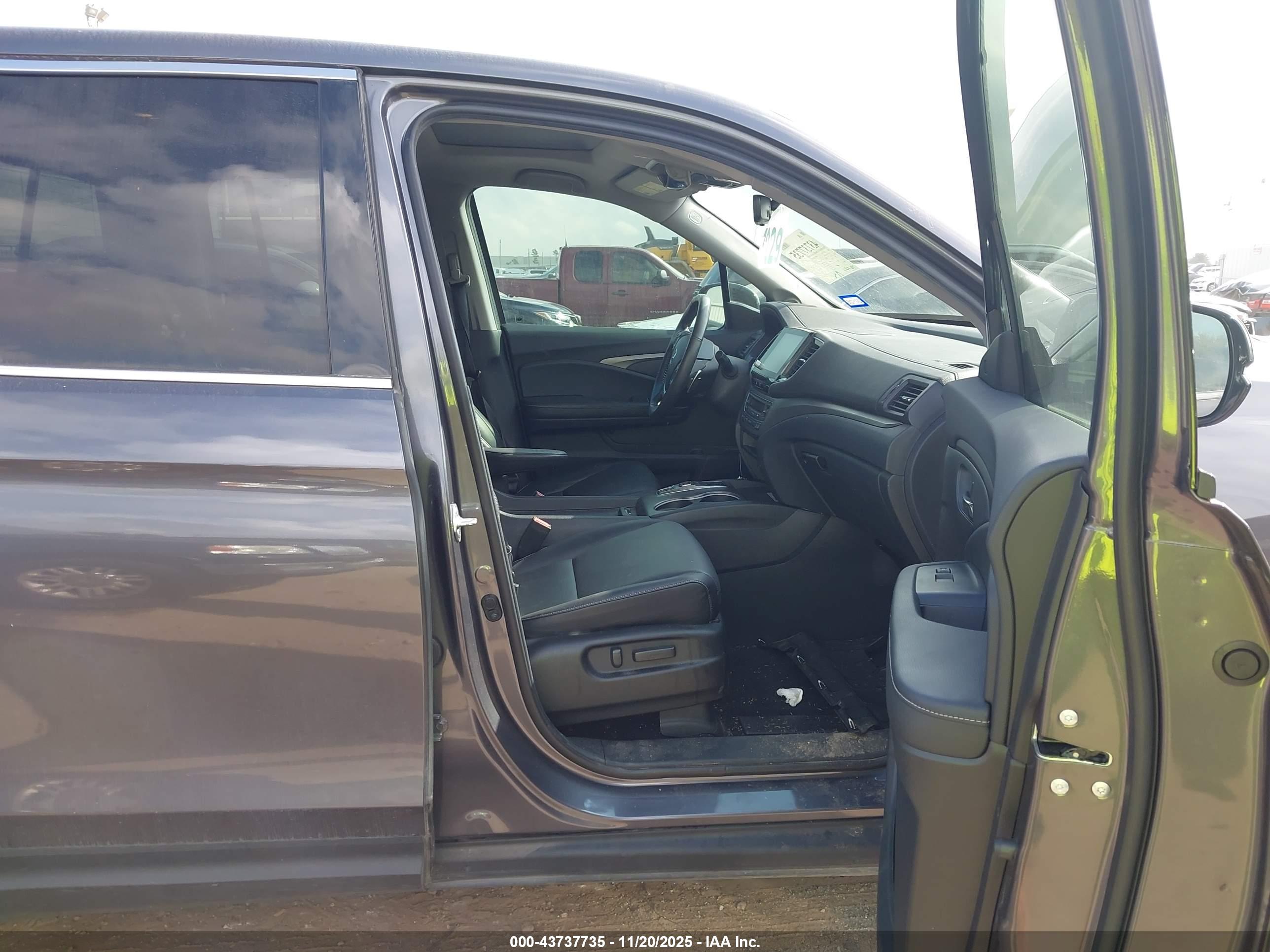 HONDA RIDGELINE image 5