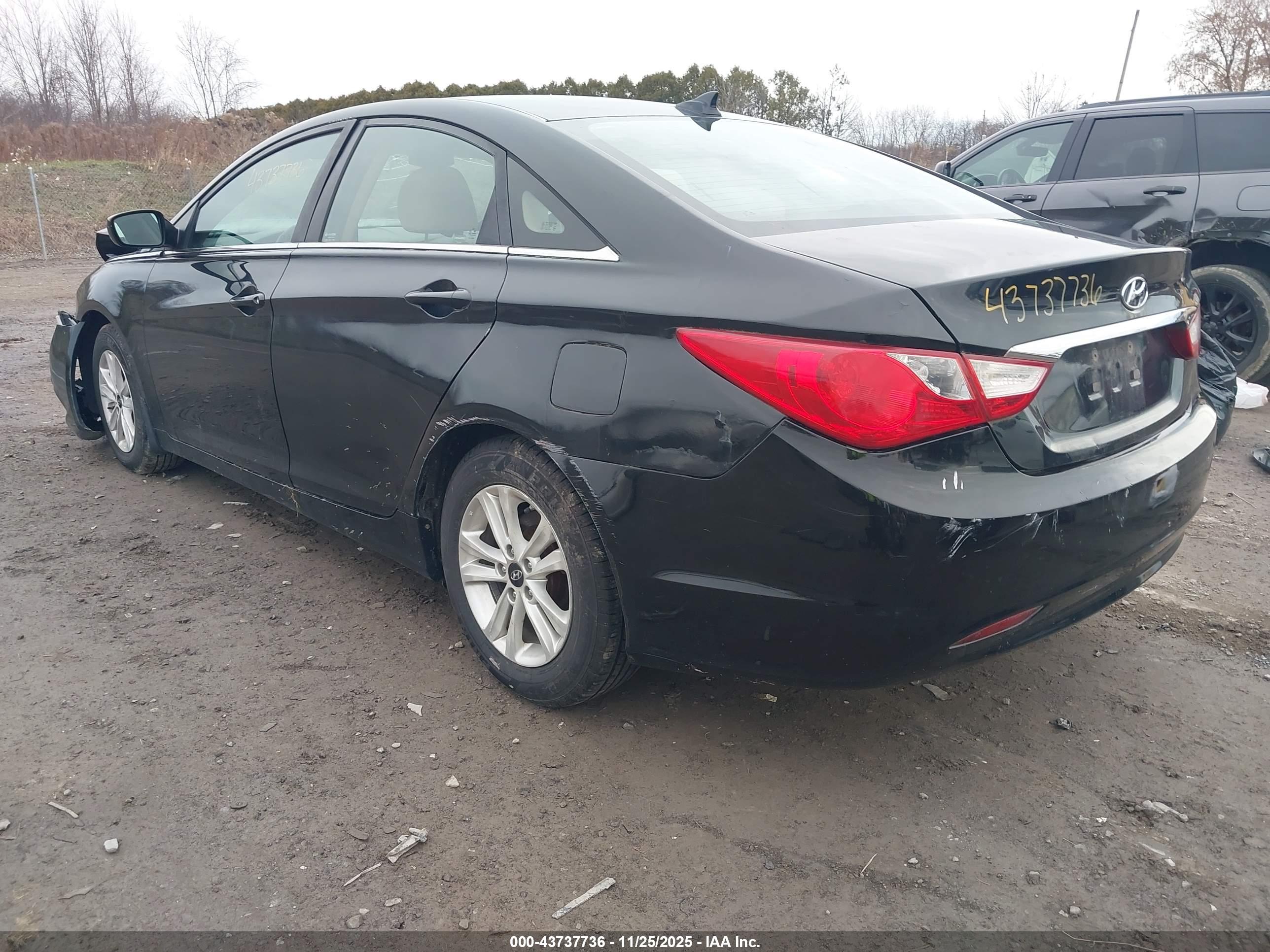 HYUNDAI SONATA image 3
