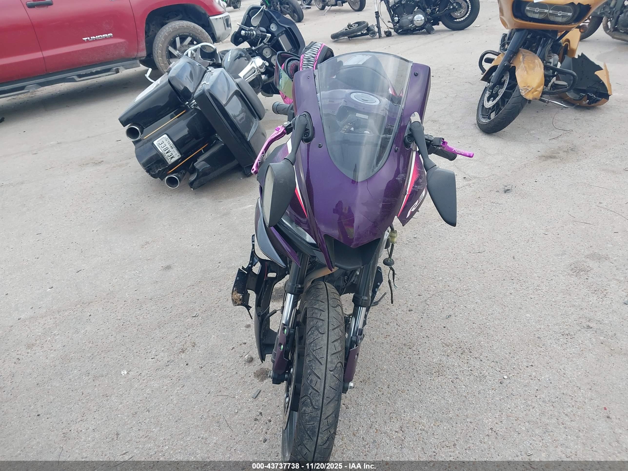 YAMAHA YZFR3 image 5