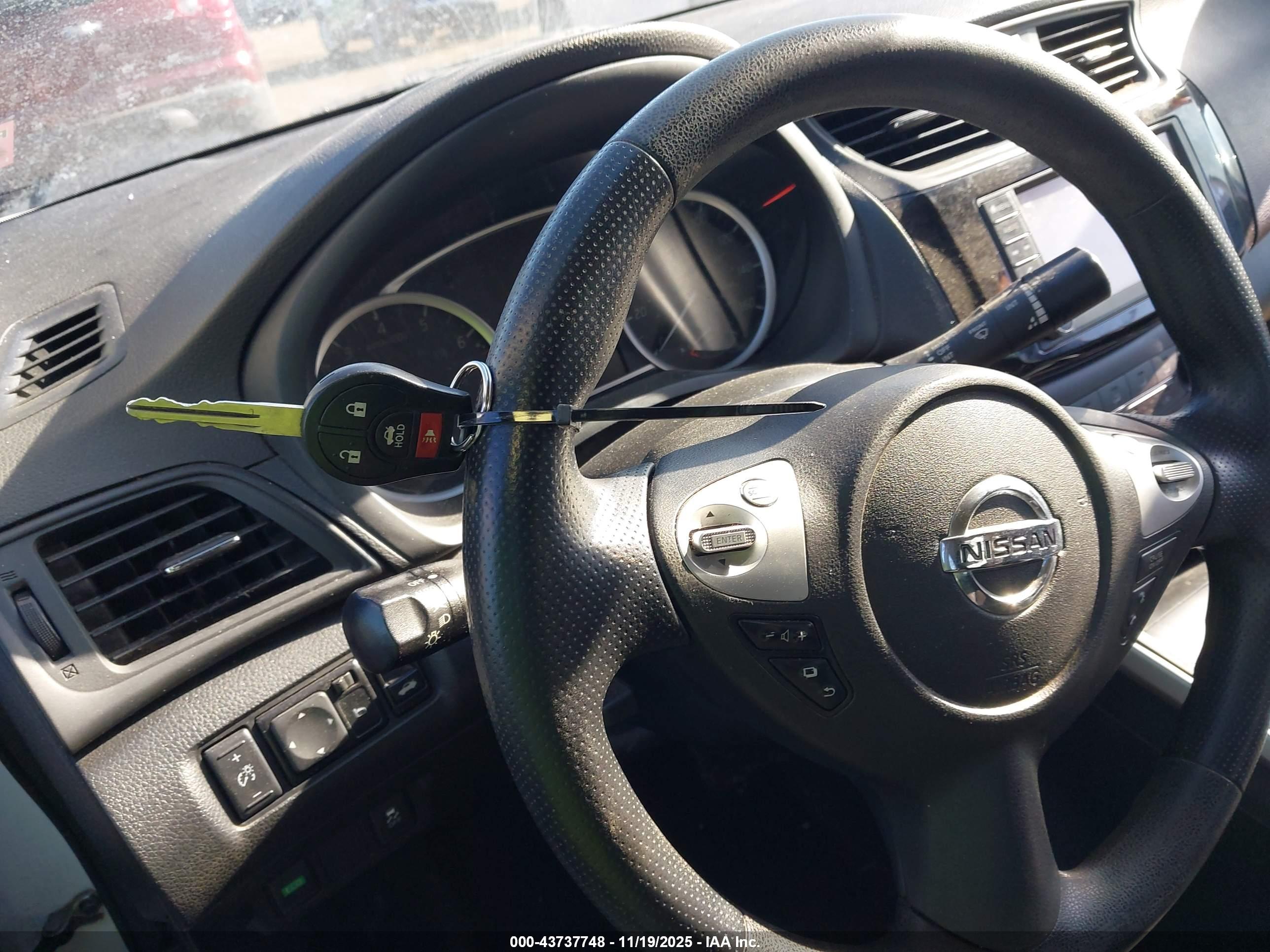 NISSAN SENTRA image 11