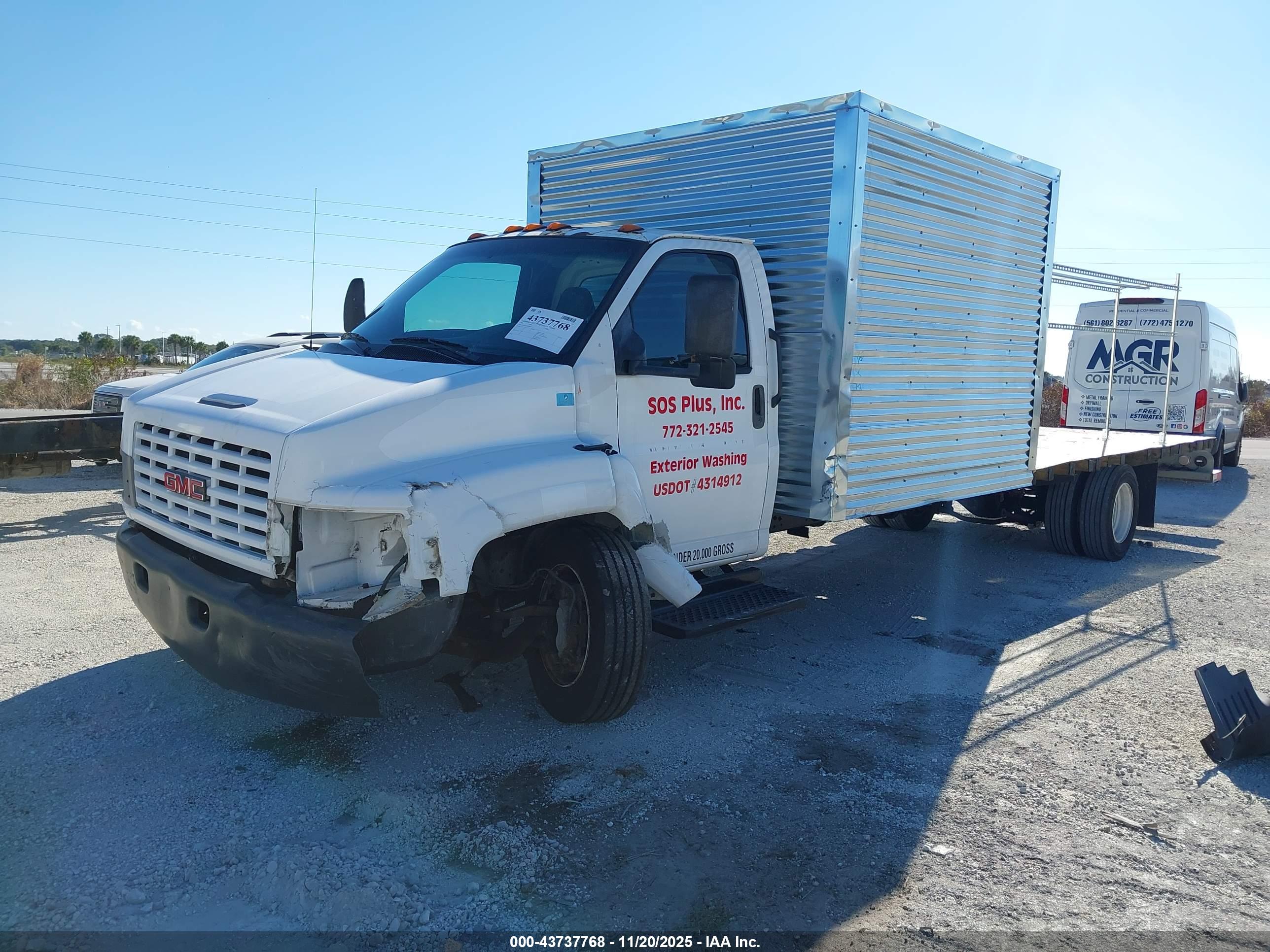 GMC C5500 image 2