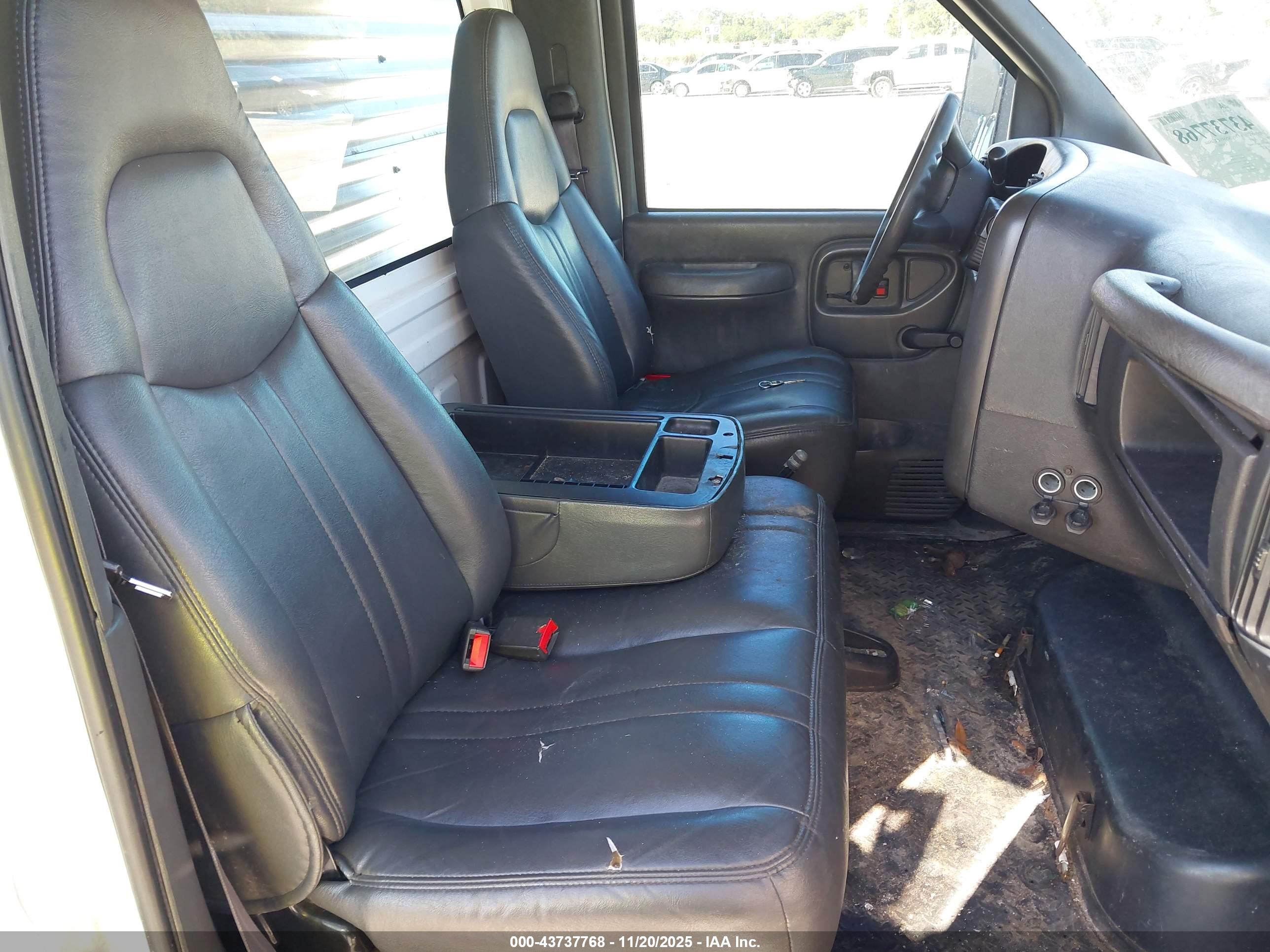 GMC C5500 image 7