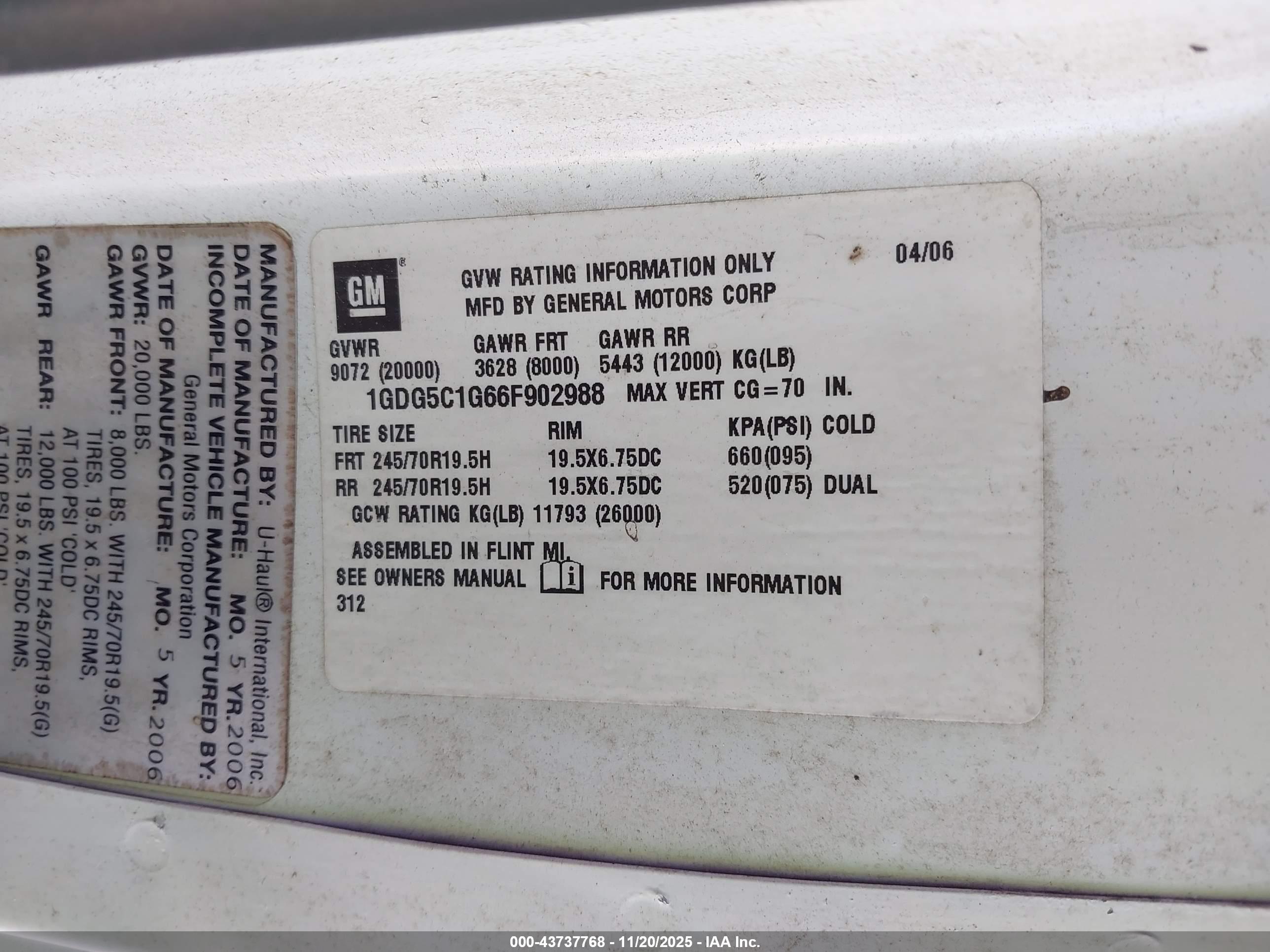 GMC C5500 image 9
