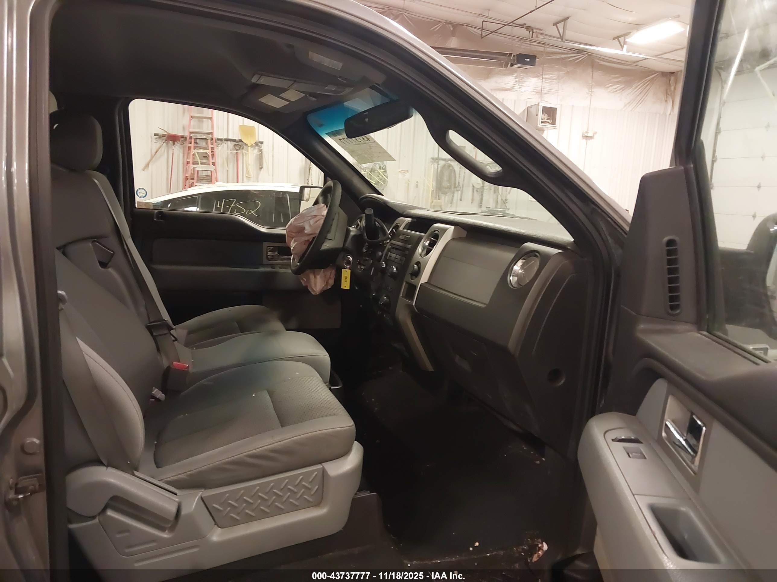 FORD F-150 image 5