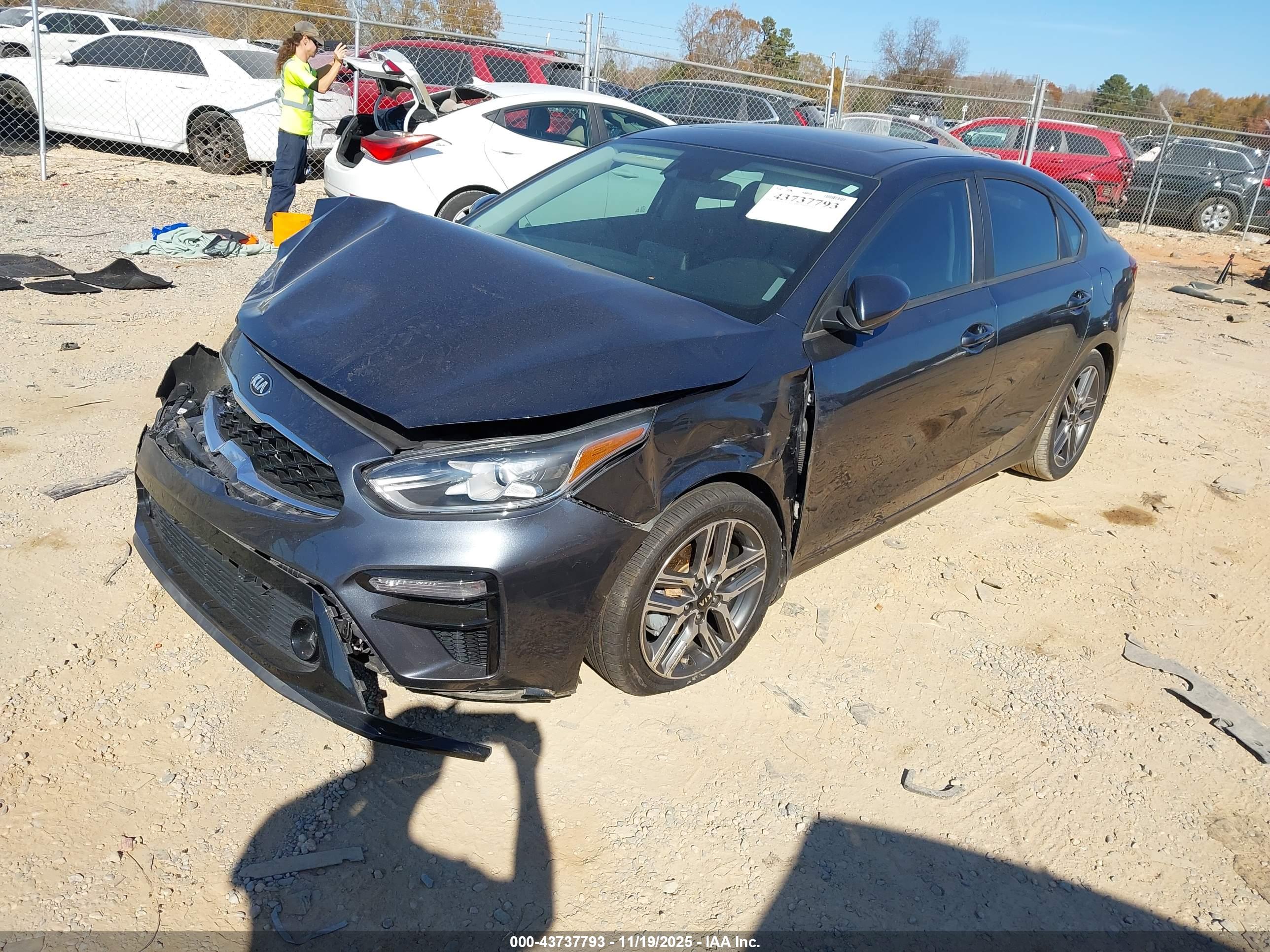 KIA FORTE image 2