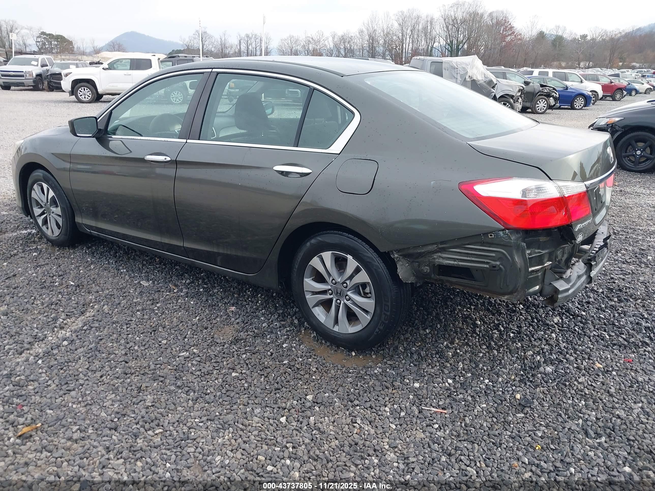 HONDA ACCORD image 3