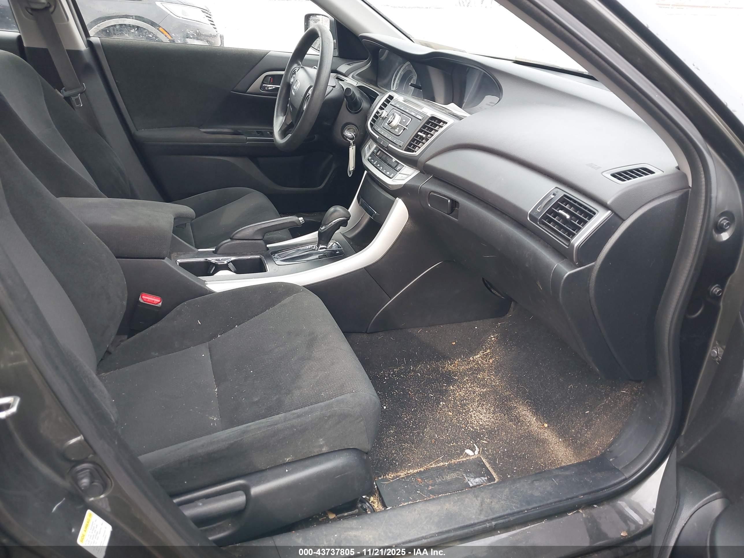 HONDA ACCORD image 5