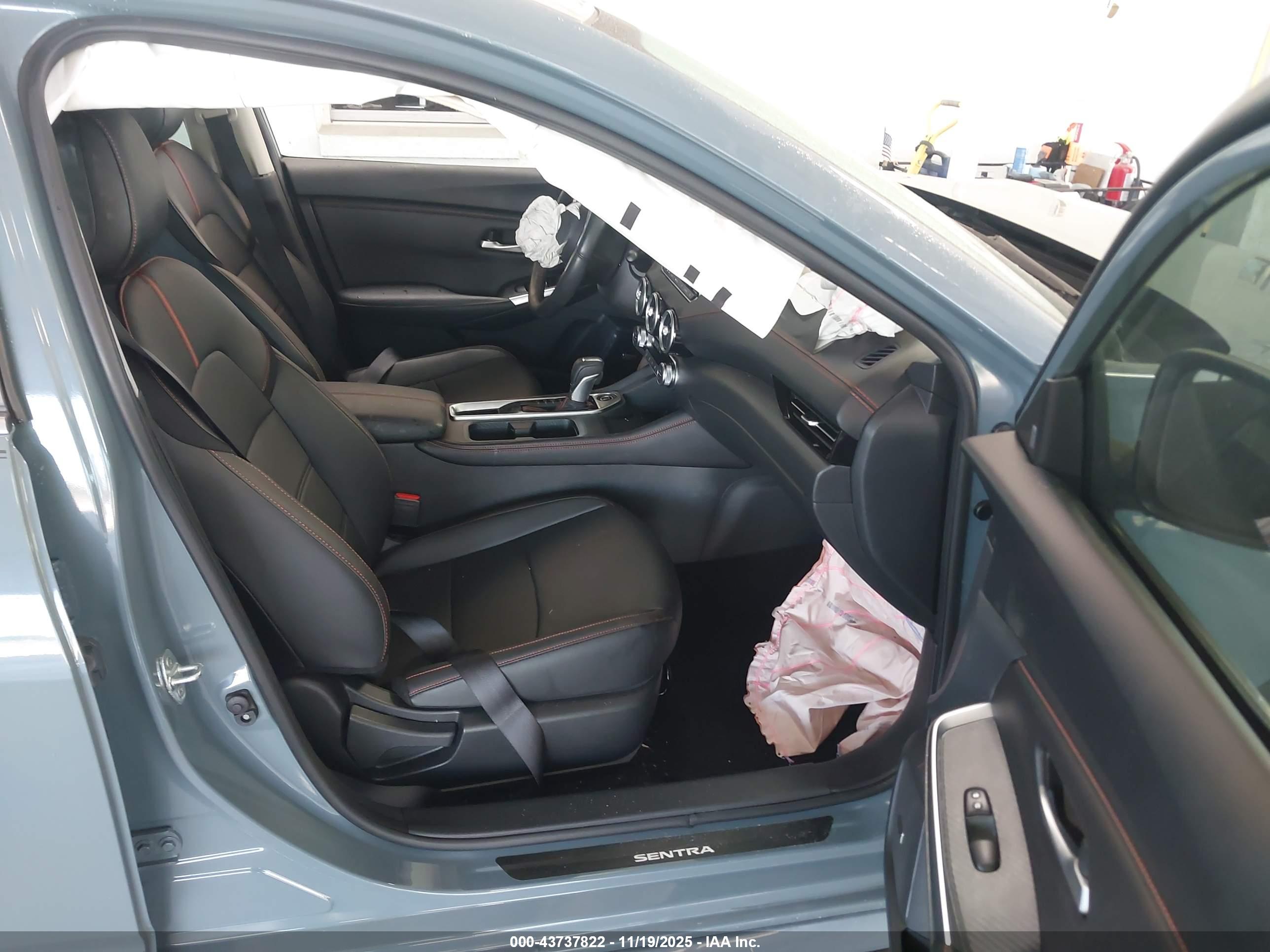 NISSAN SENTRA image 5