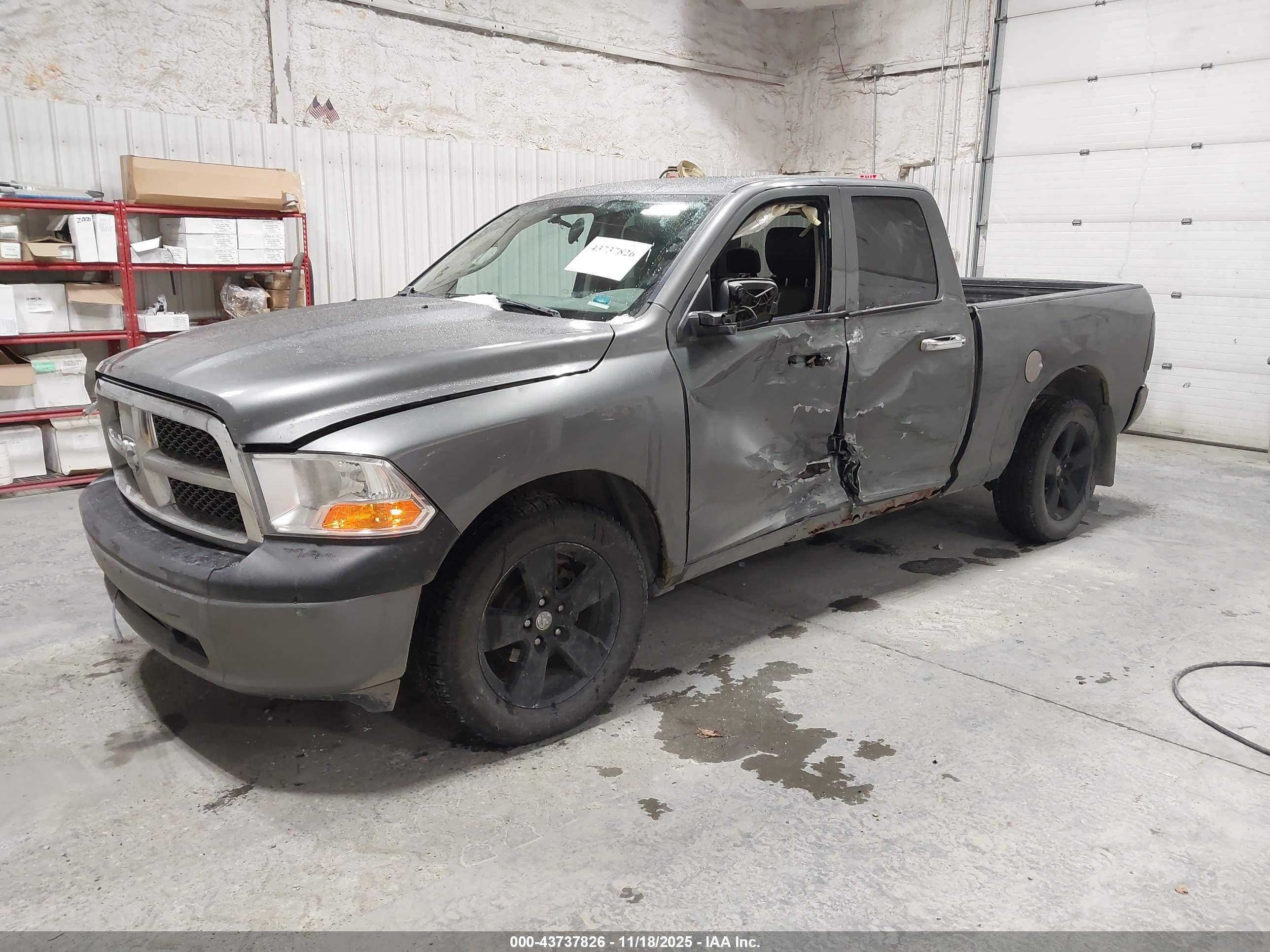 DODGE RAM image 2