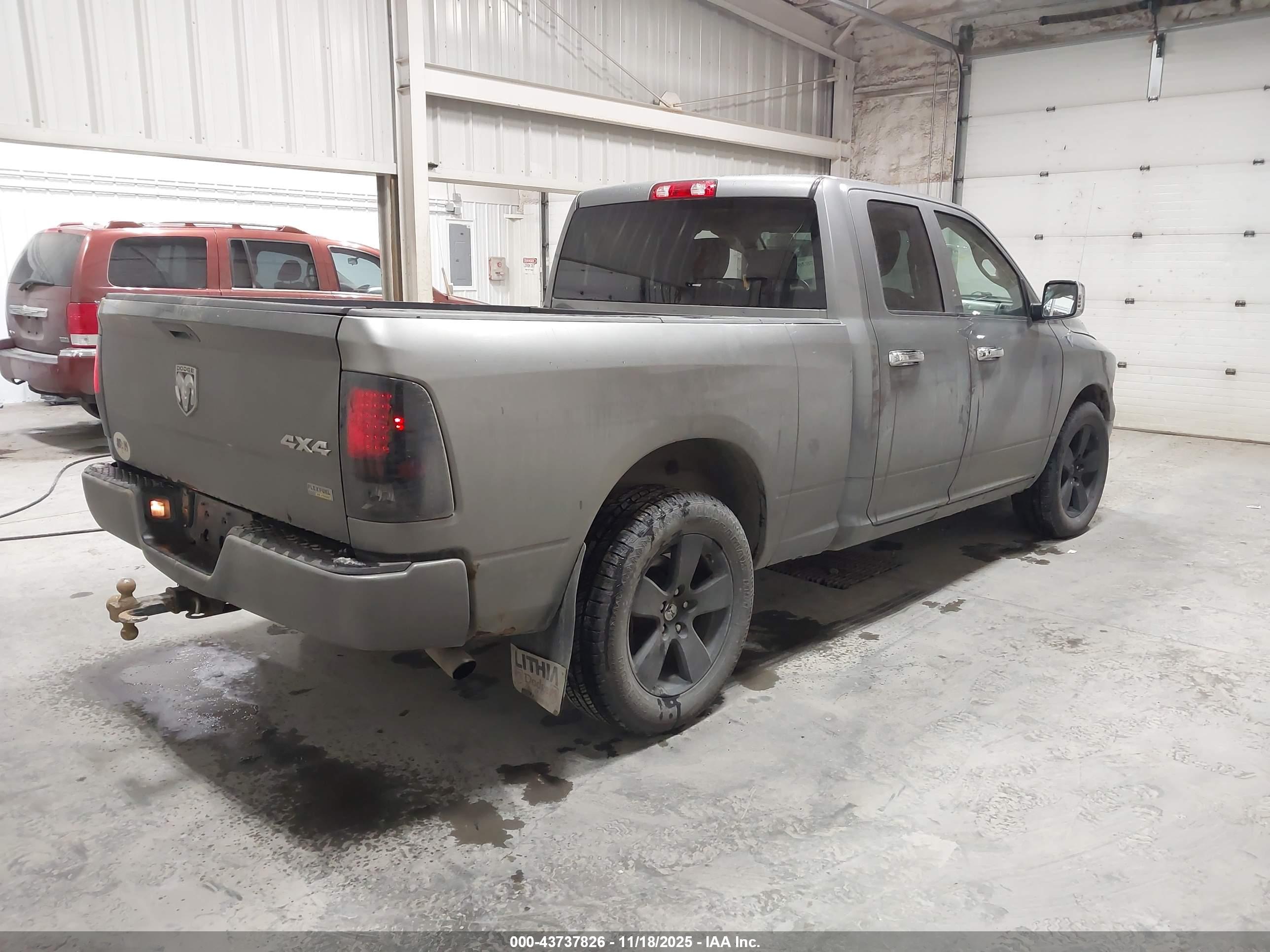 DODGE RAM image 4