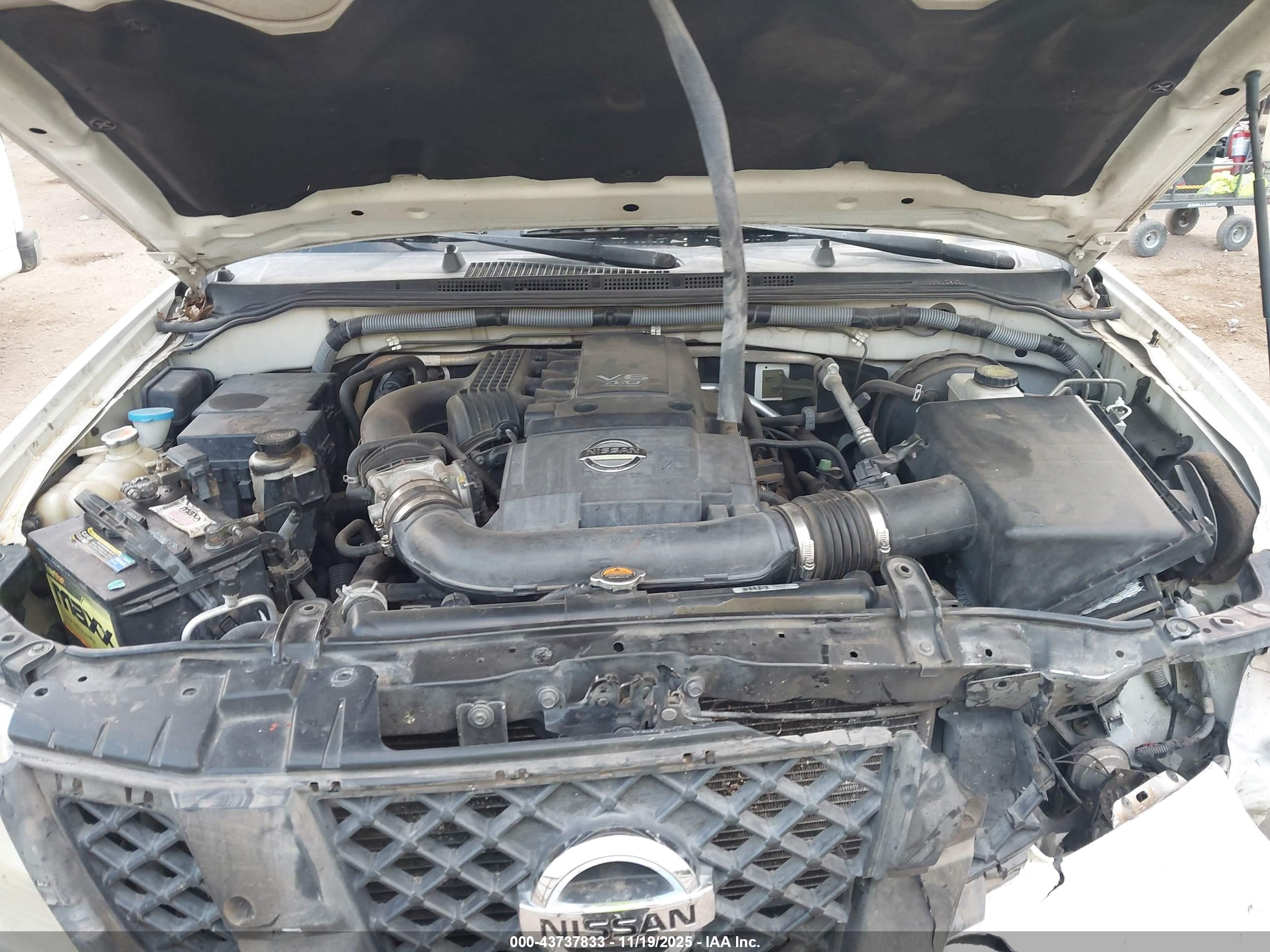 NISSAN FRONTIER image 10