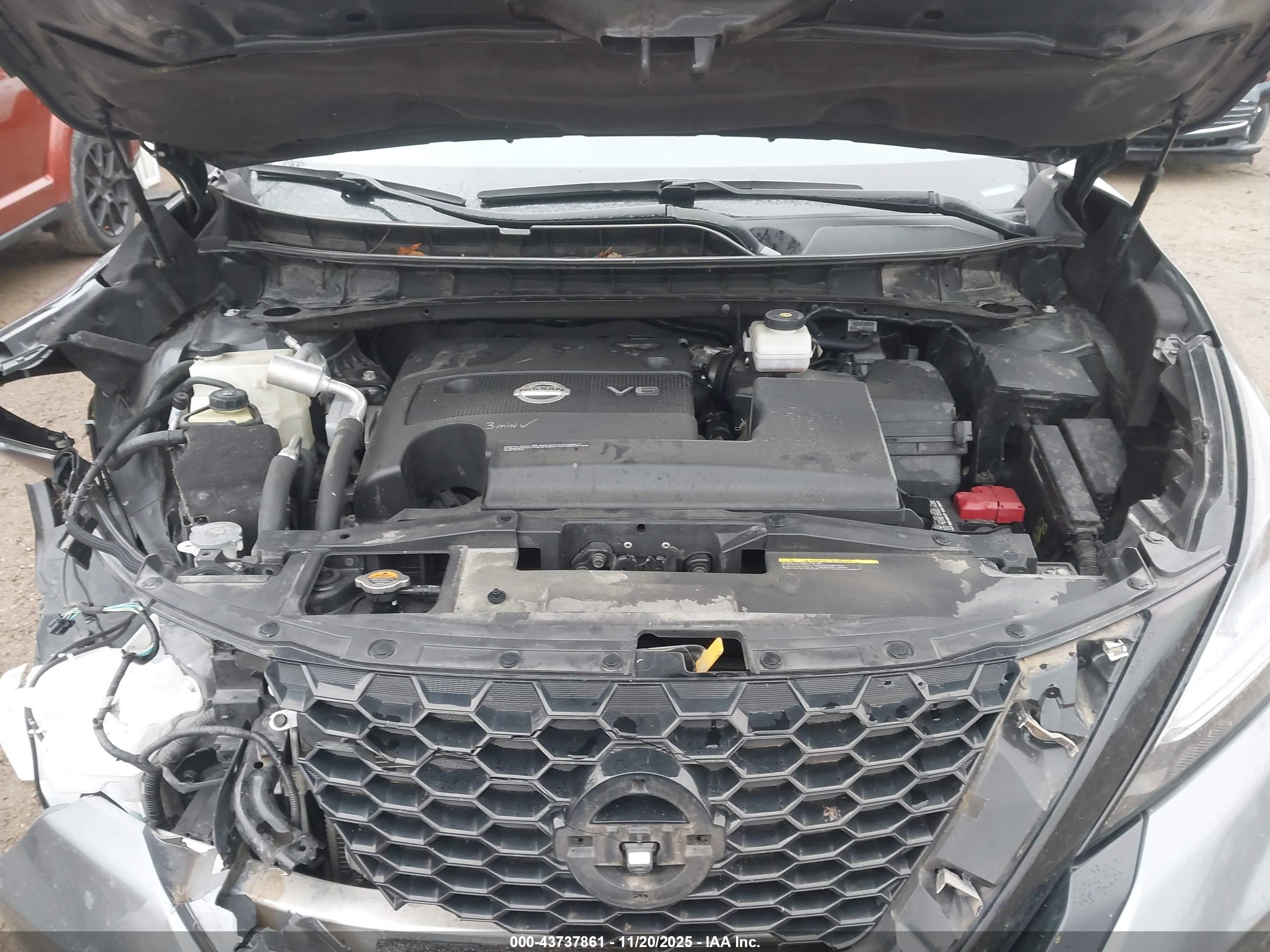 NISSAN MURANO image 10
